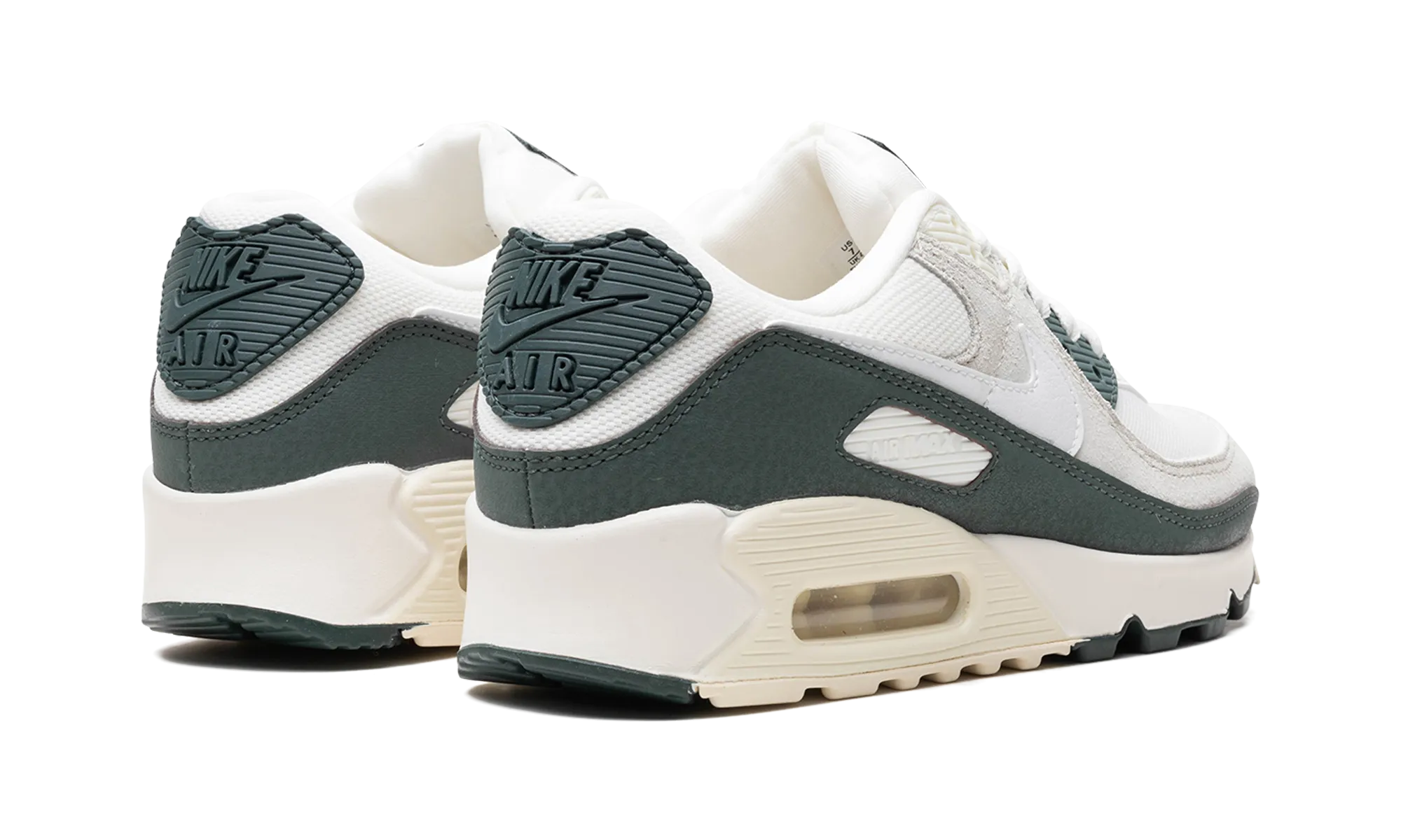 AIR MAX 90 WMNS "Vintage Green" running during work breaks