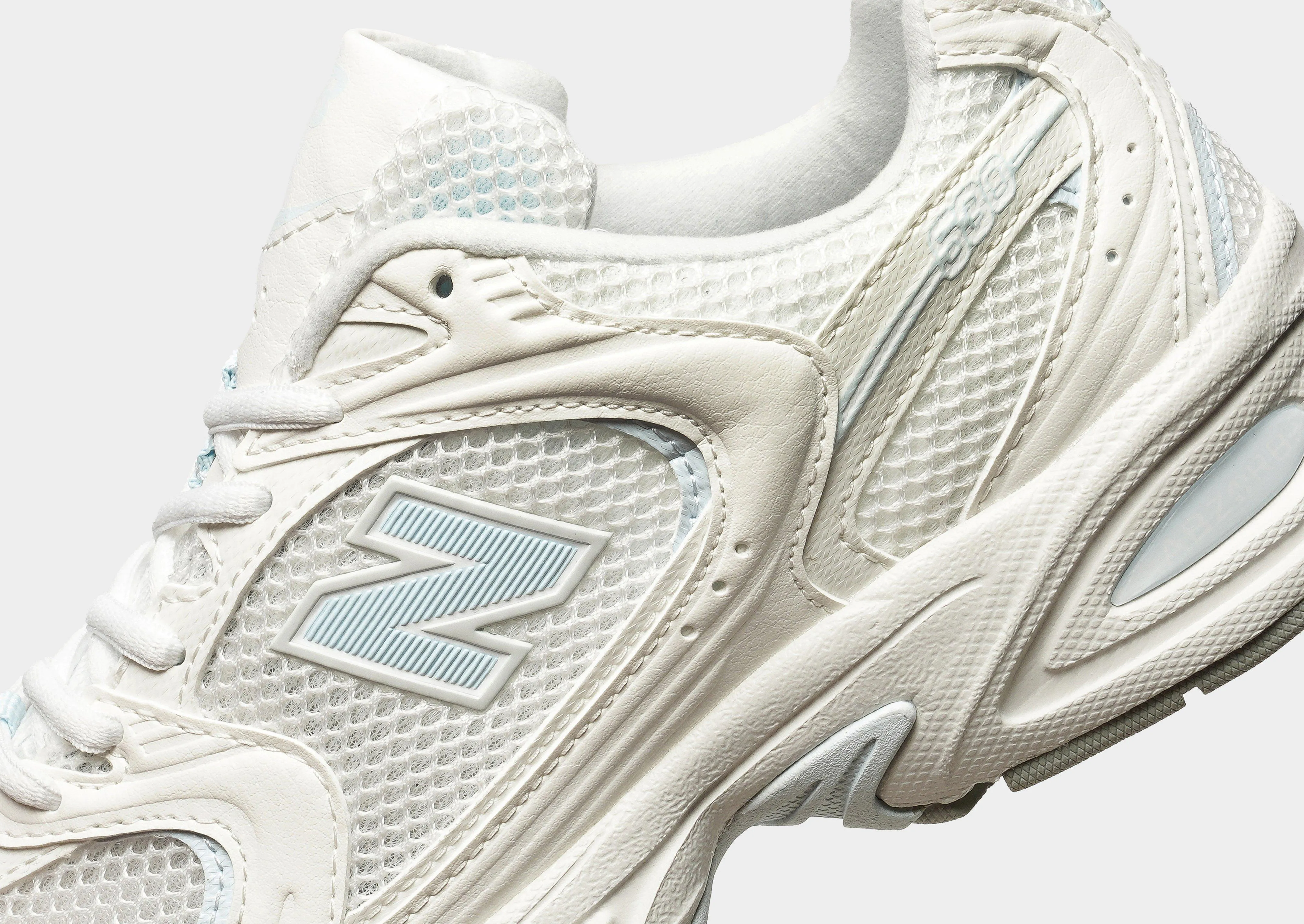 athletic equipment 530 Women's