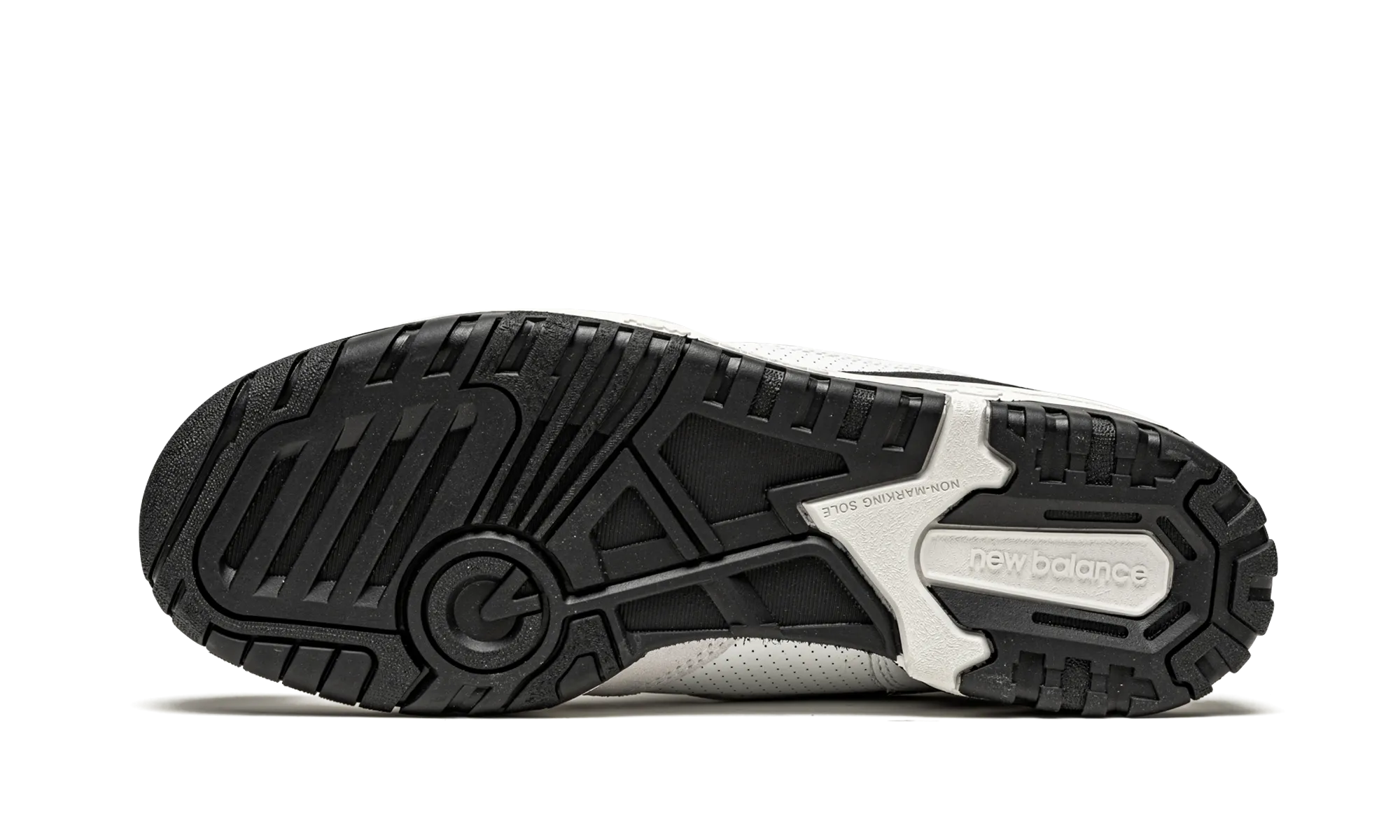 550 "White / Black" sprinting running choice