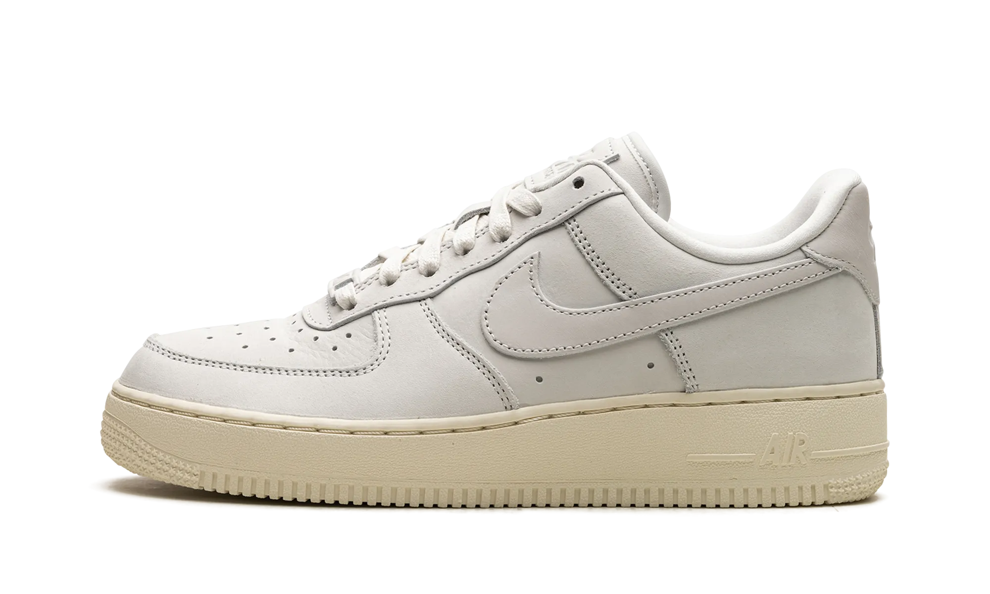 AIR FORCE 1 LO WMNS "Summit White" Performance Gear