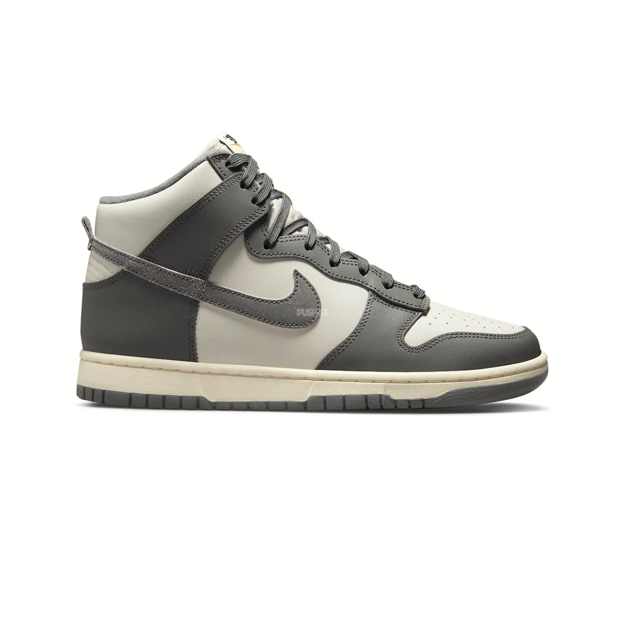 Nike Dunk High 'Vintage Light Bone Grey' (2022) Fashion-forward materials Stride Boost