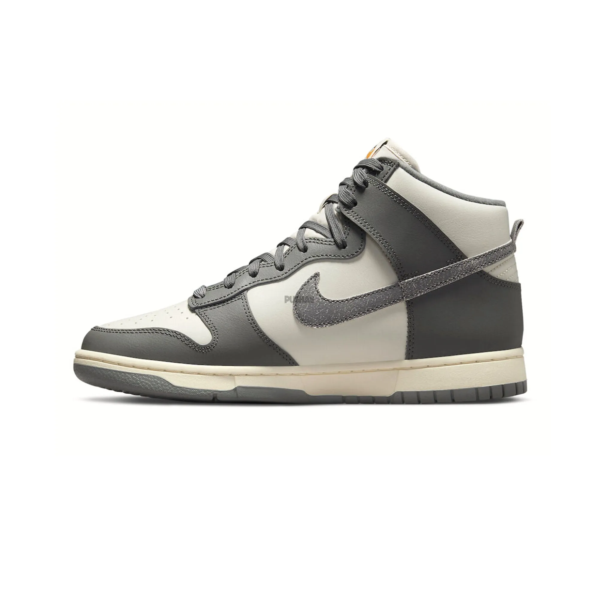 Nike Dunk High 'Vintage Light Bone Grey' (2022) Move Light