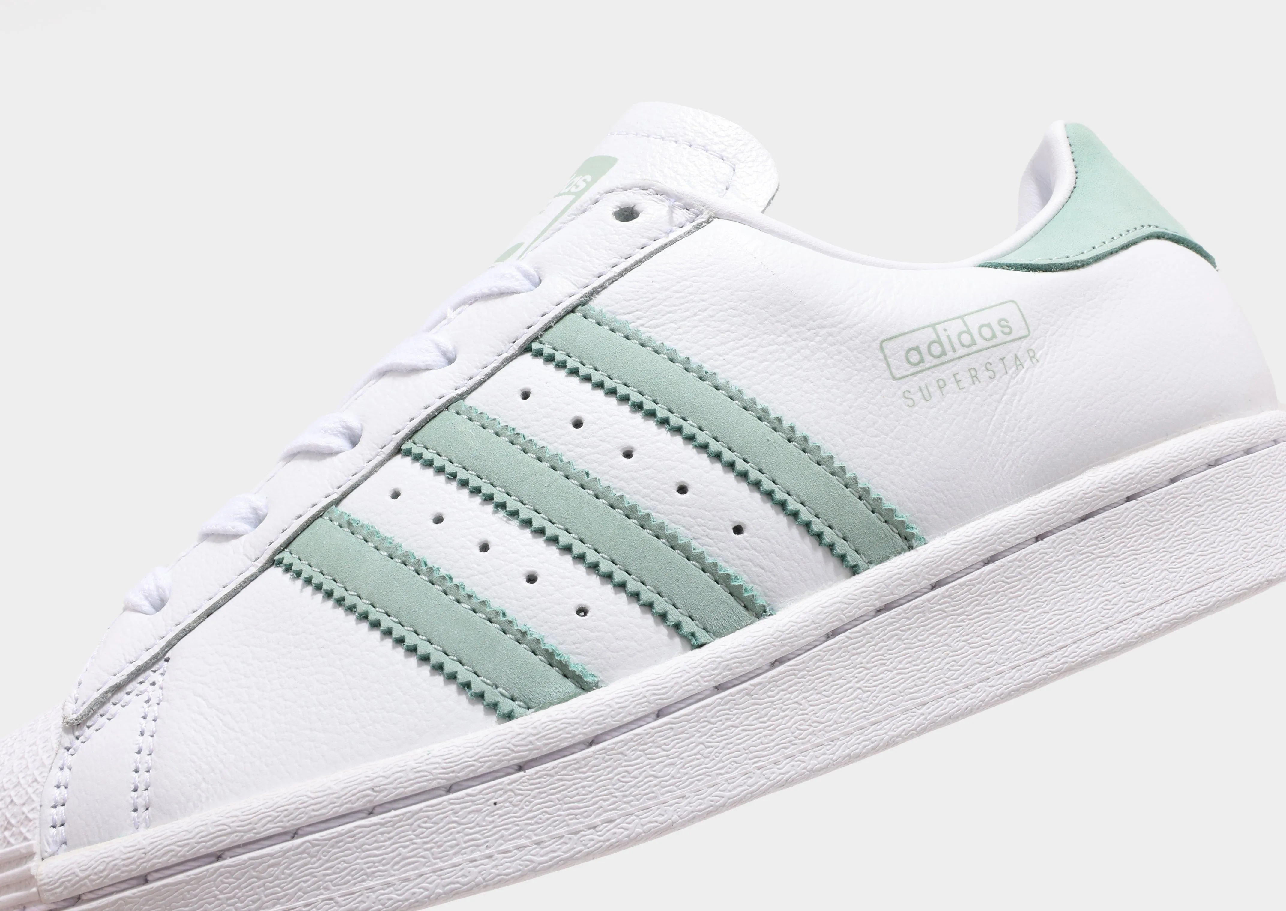 Refined Build Sleek Wear Superstar Women's