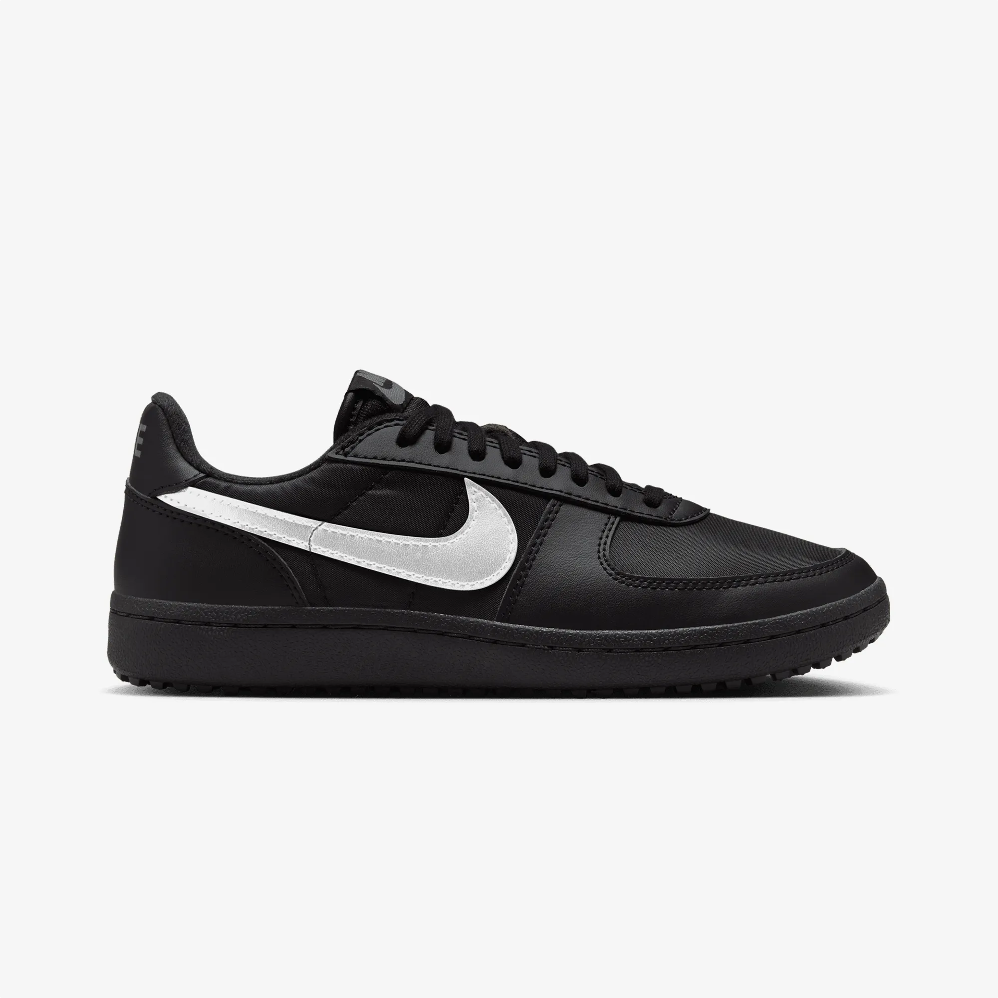 NIKE | FIELD GENERAL { BLACK/METALLIC SILVER-BLACK Versatile Fit TPU Heel Stabilizer