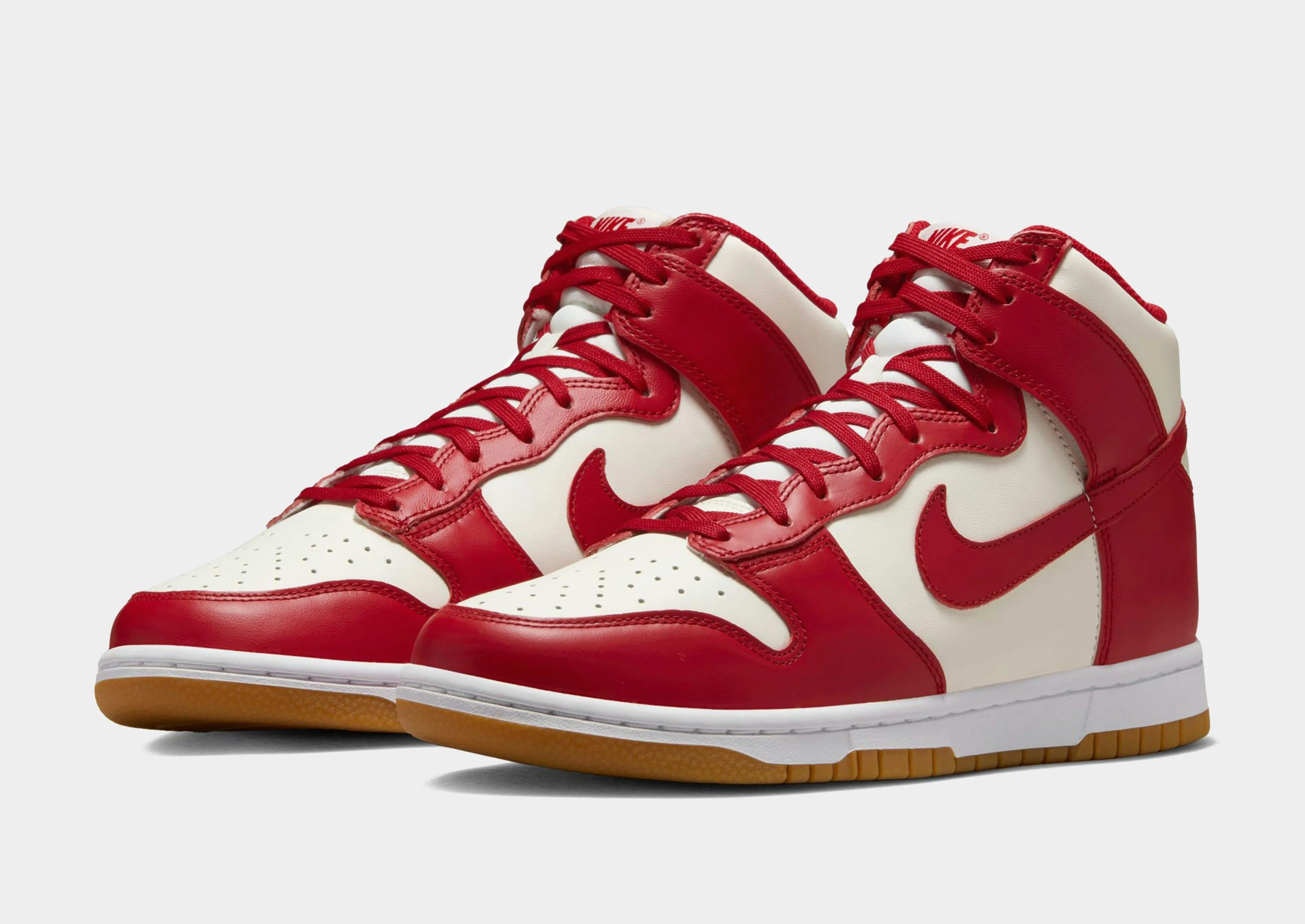 Subtle Form Balanced Style Dunk High Women's