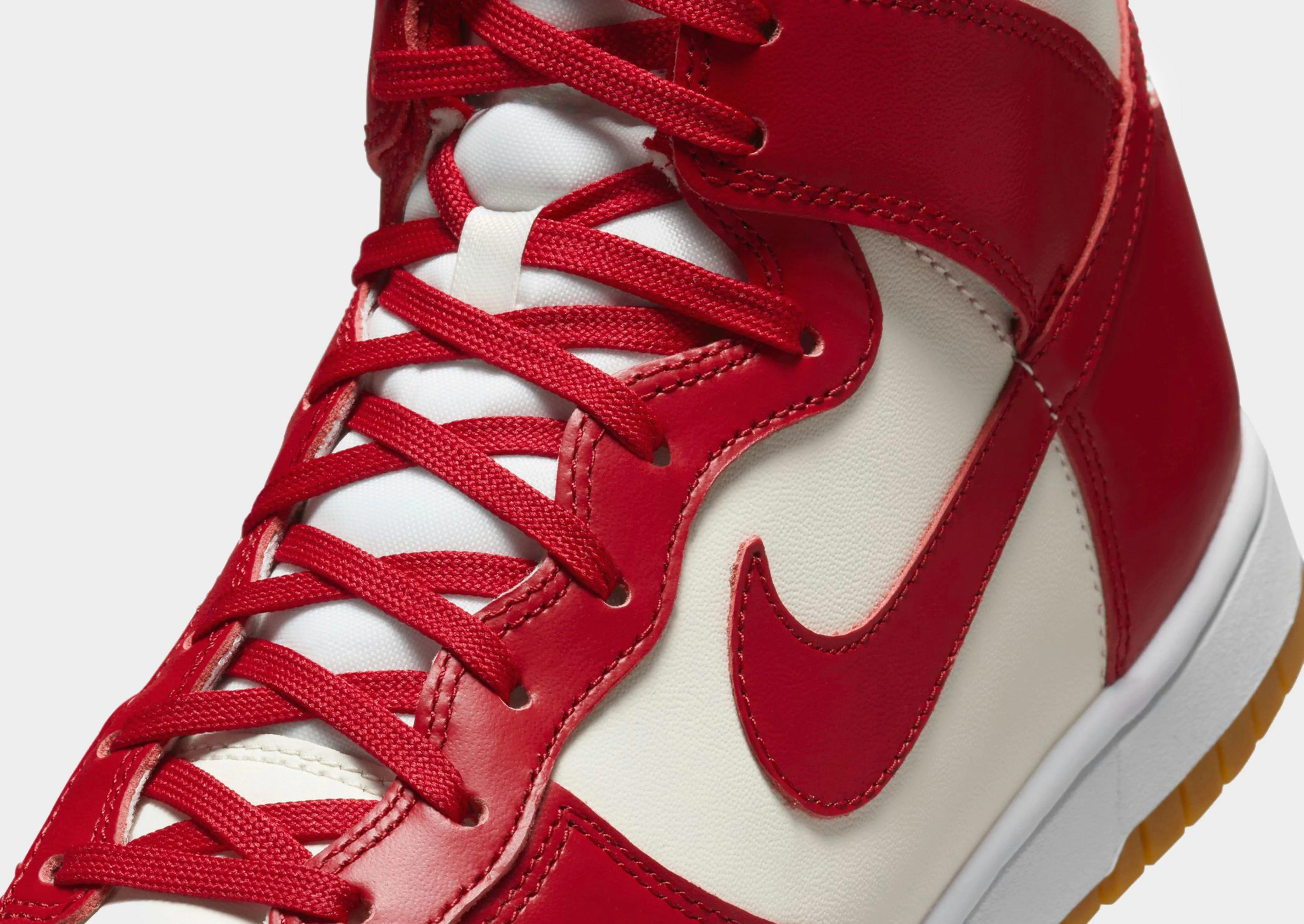 Foot Journey Weekend Wear Dunk High Women's