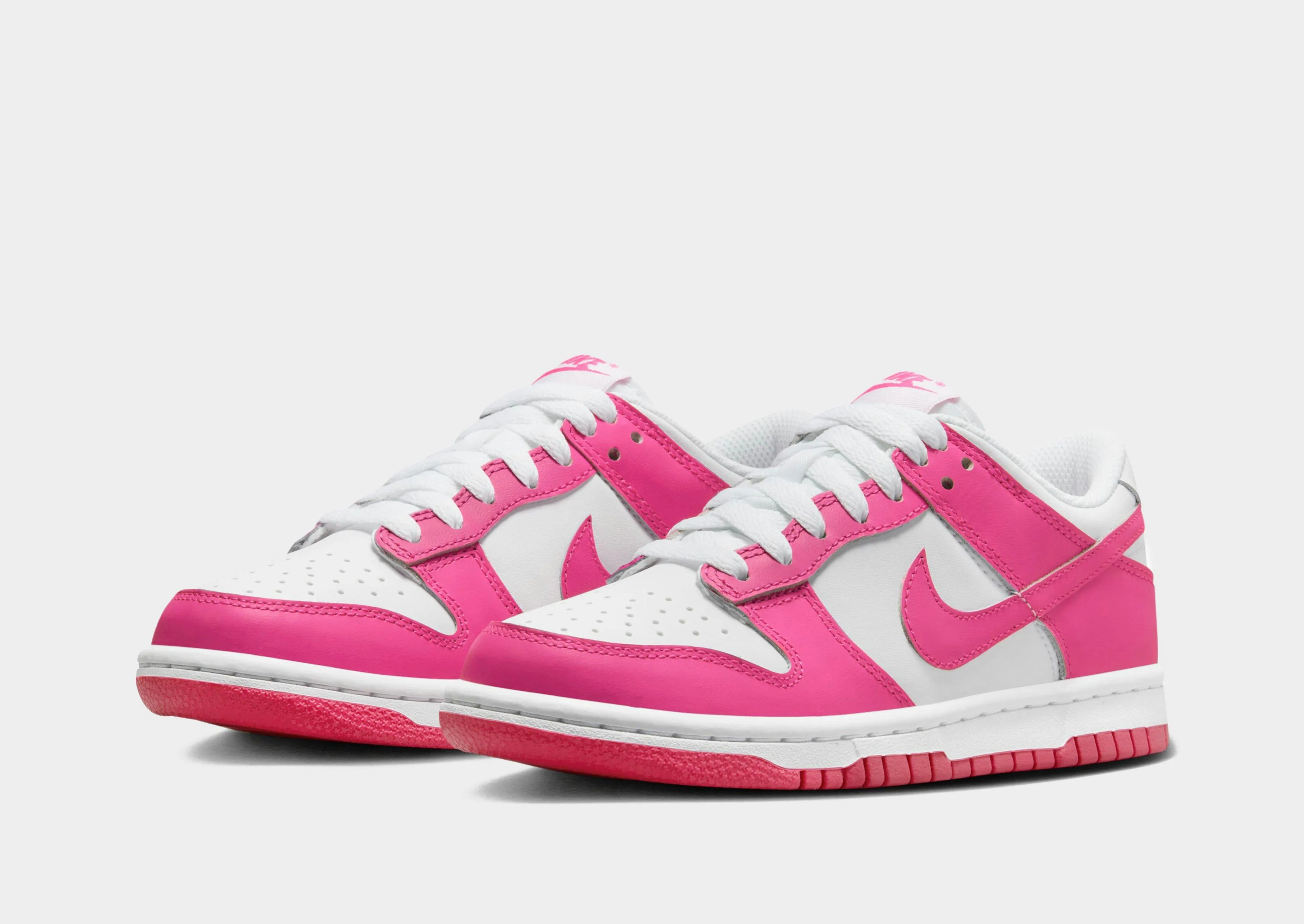 Dunk Low Junior's Stretchable Upper Firm support