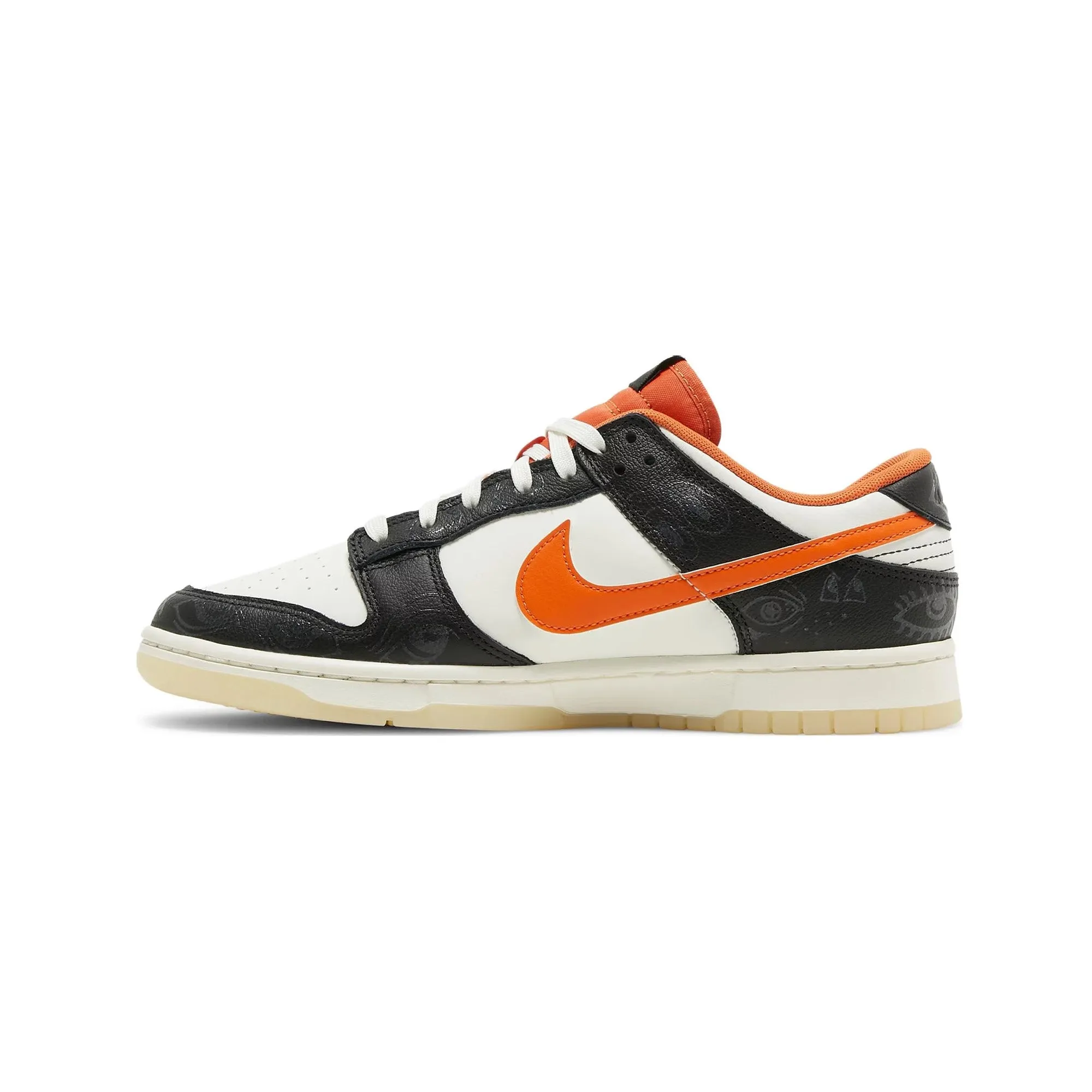 Dunk Low Premium 'Halloween' Quick Run Feet First