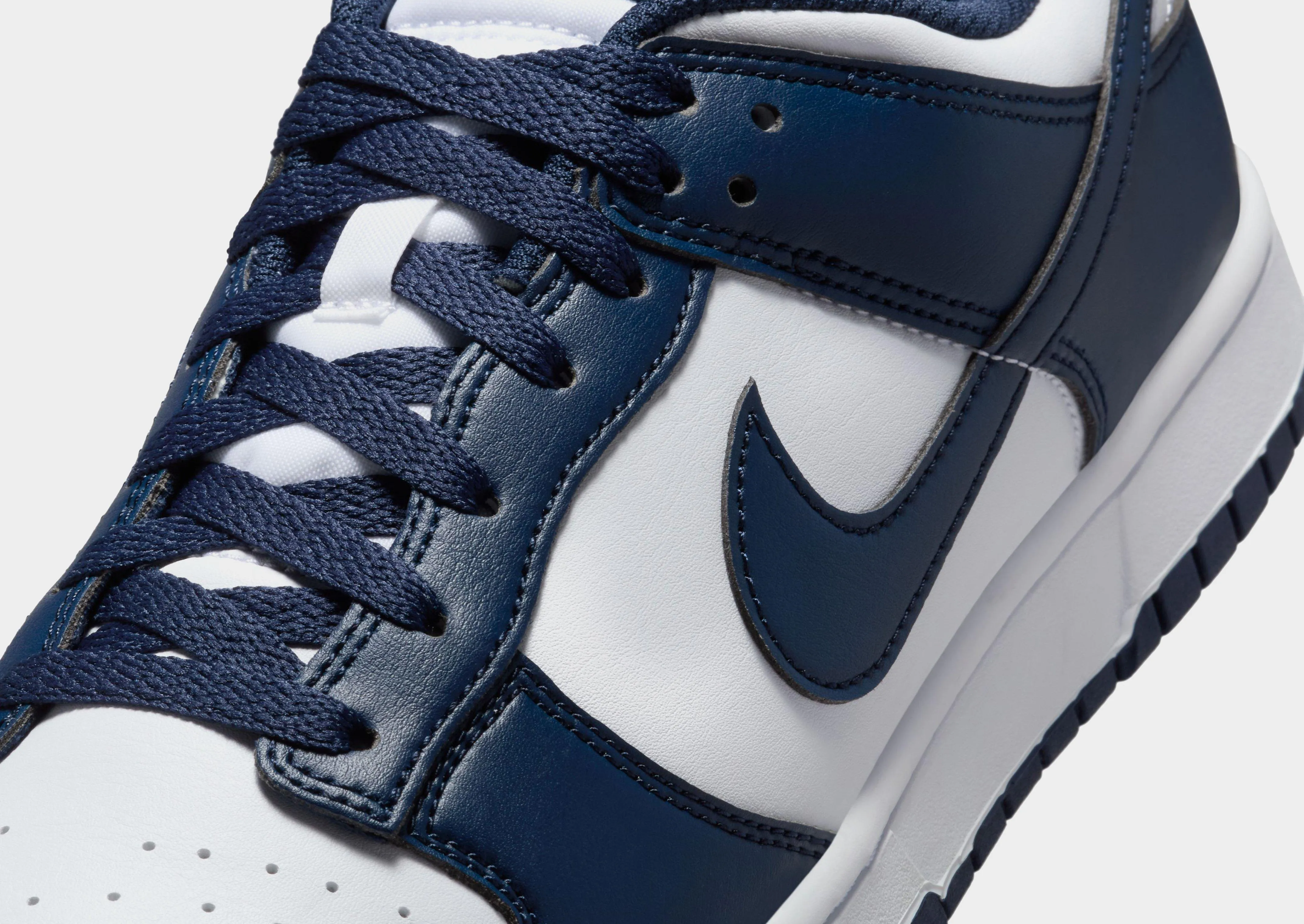 Core Style Smooth Entry Dunk Low Retro