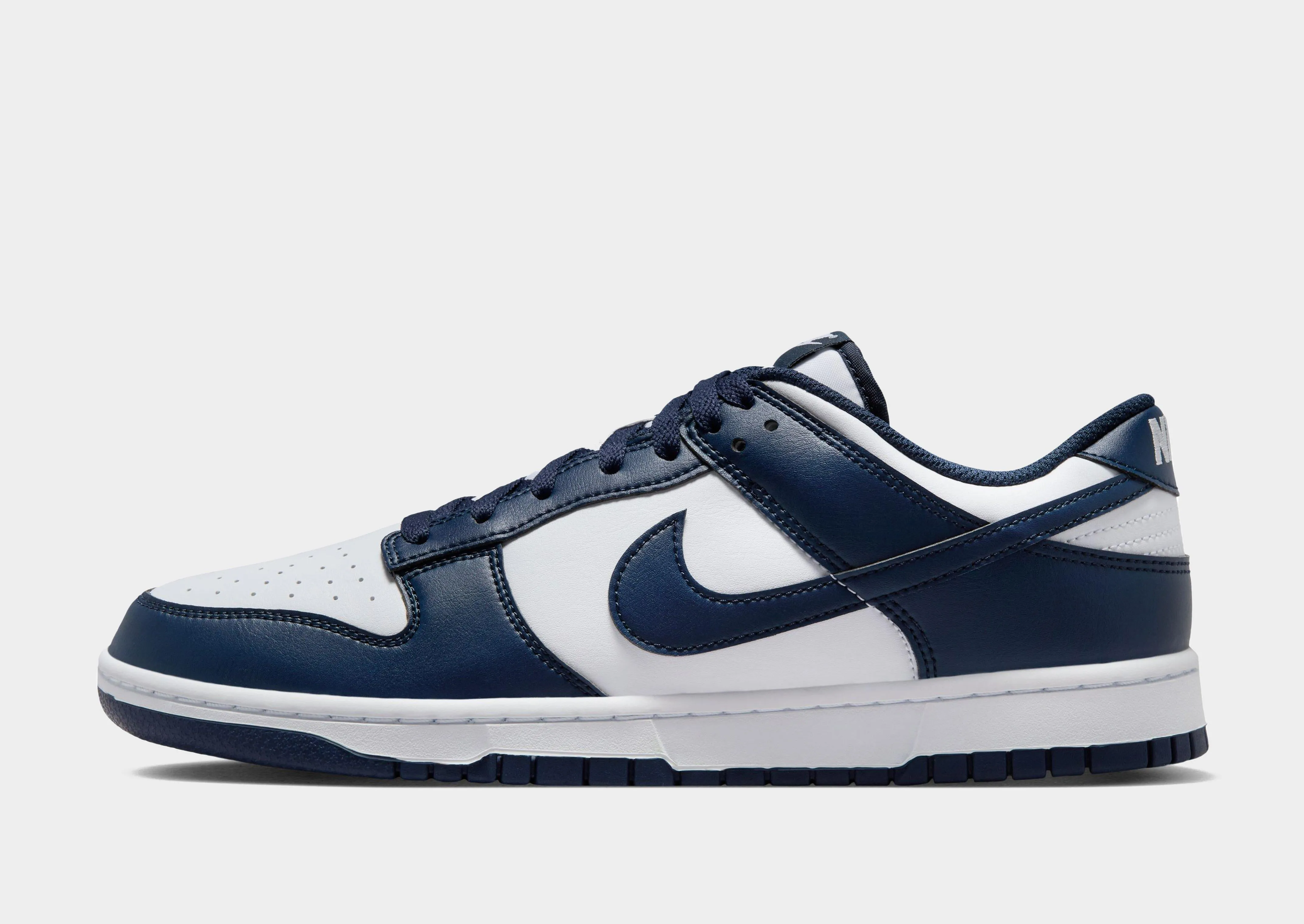 Dunk Low Retro Modern Movement Rest Walk