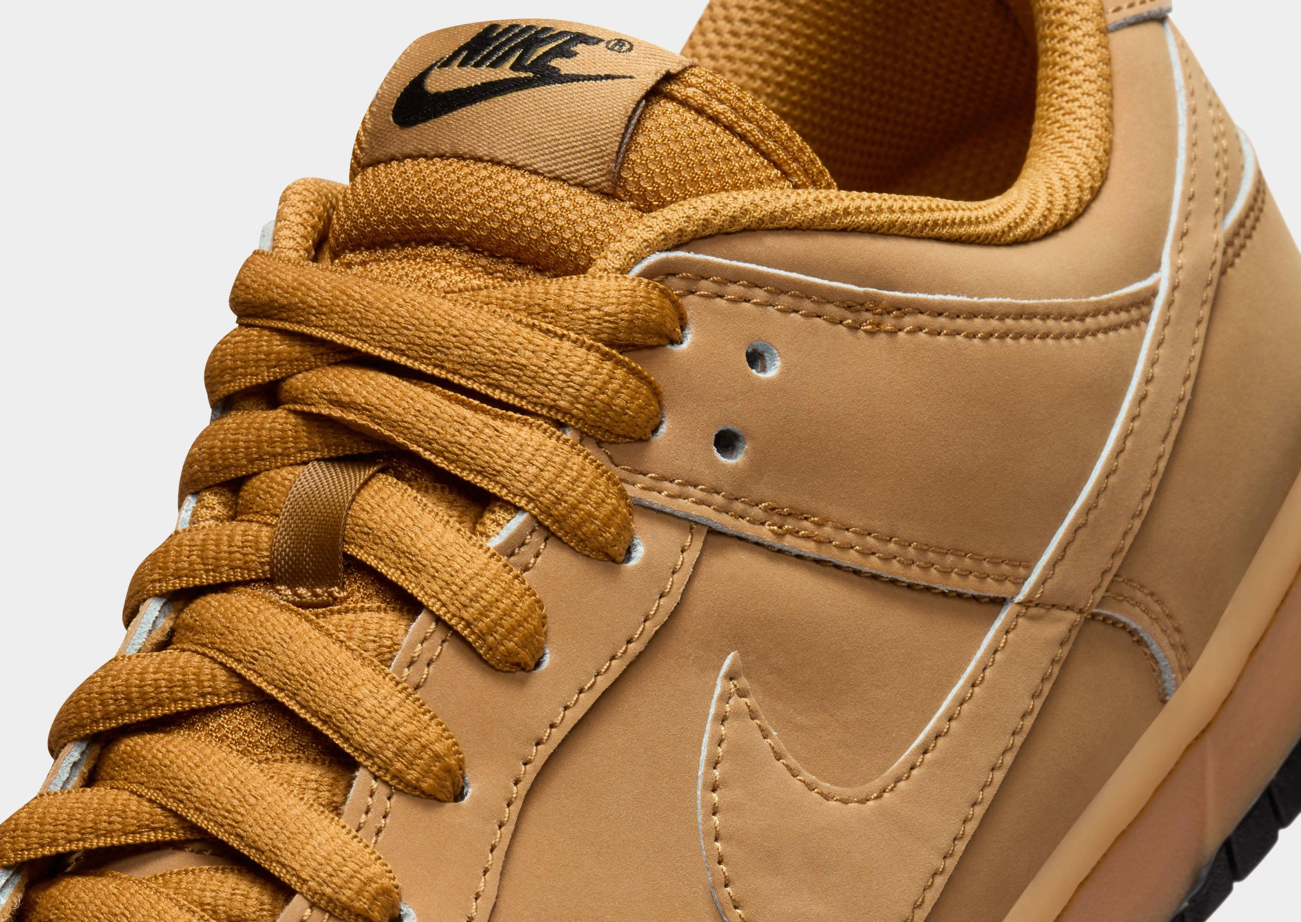 Trend Ready Flat Grip Dunk Low Retro SE