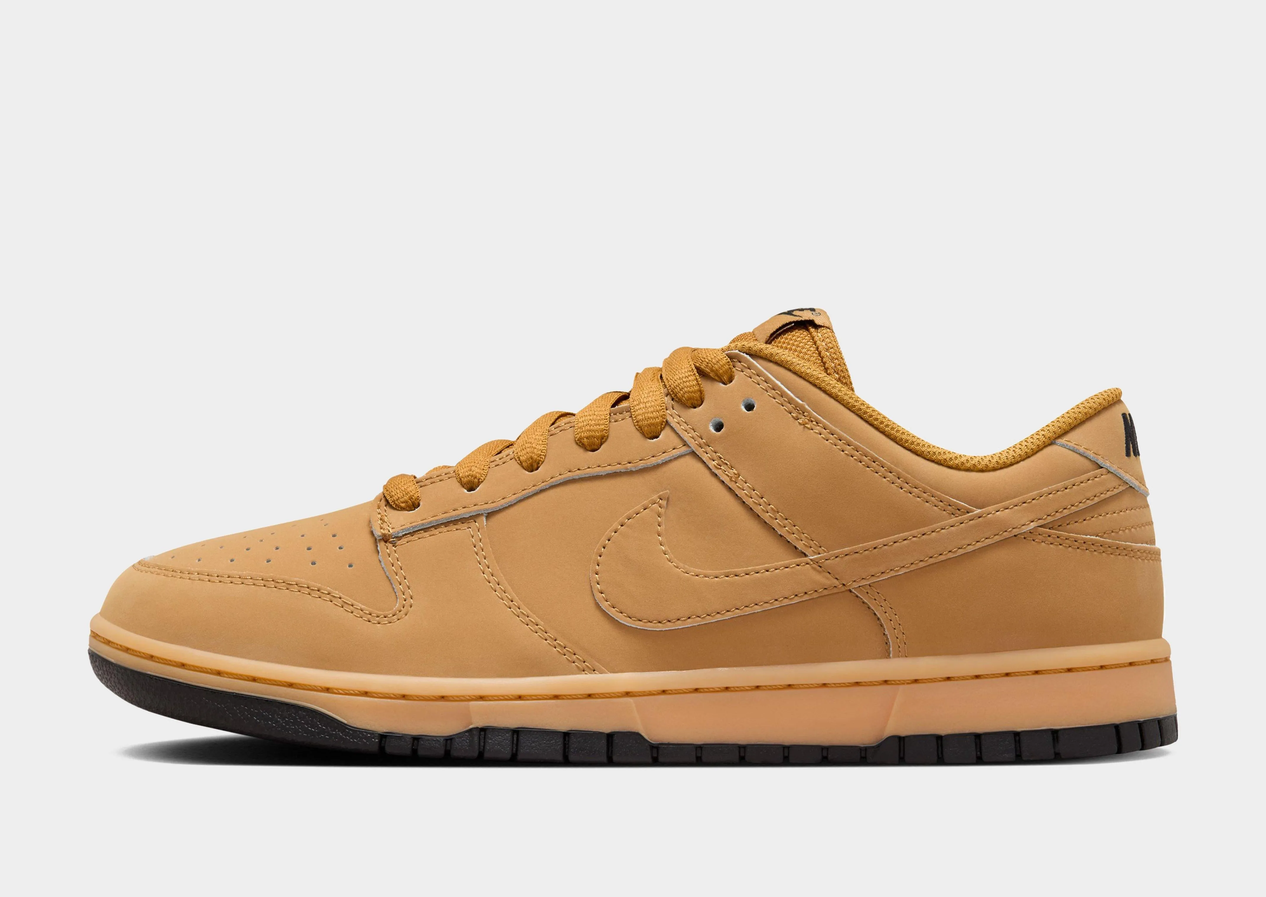 Dunk Low Retro SE Fashionable Walk