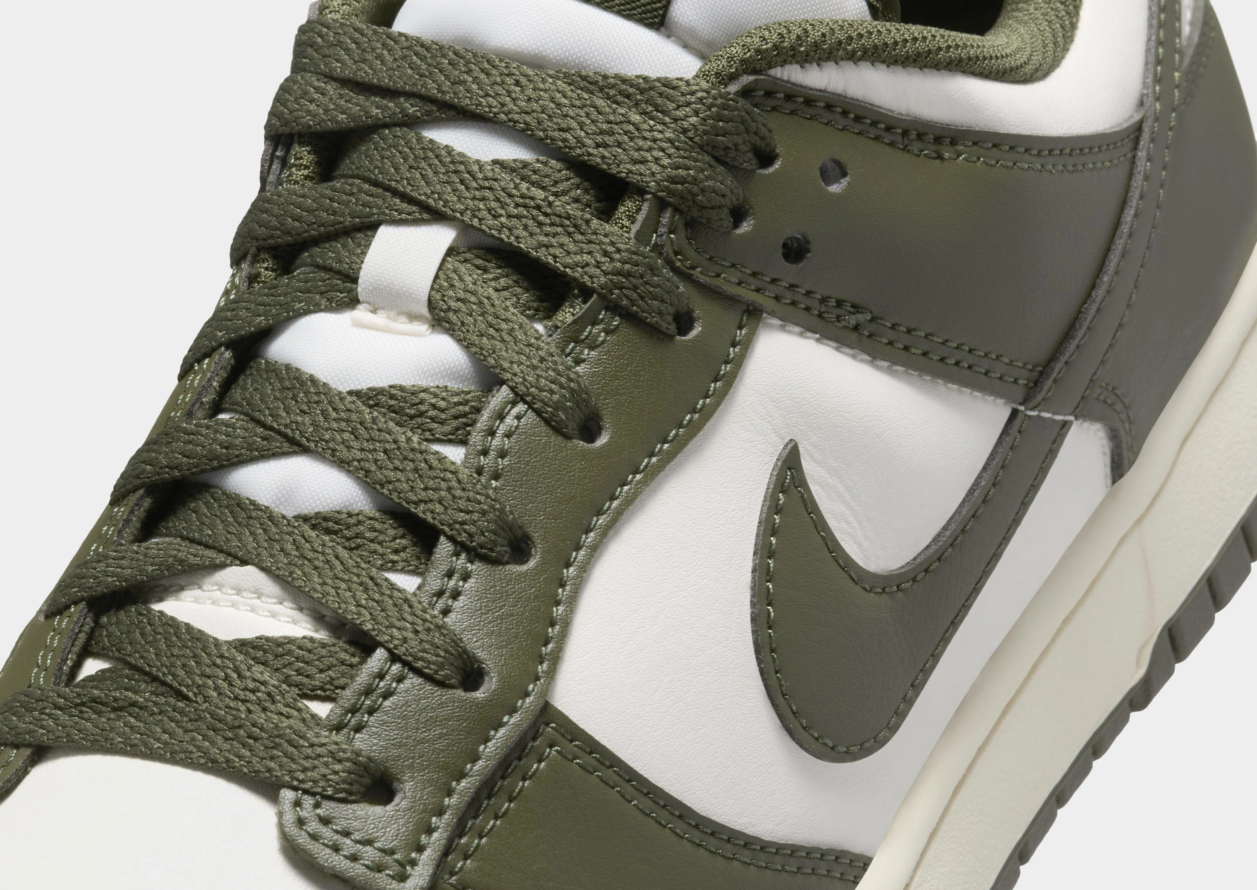 Snack Step Bootie Style Dunk Low Retro