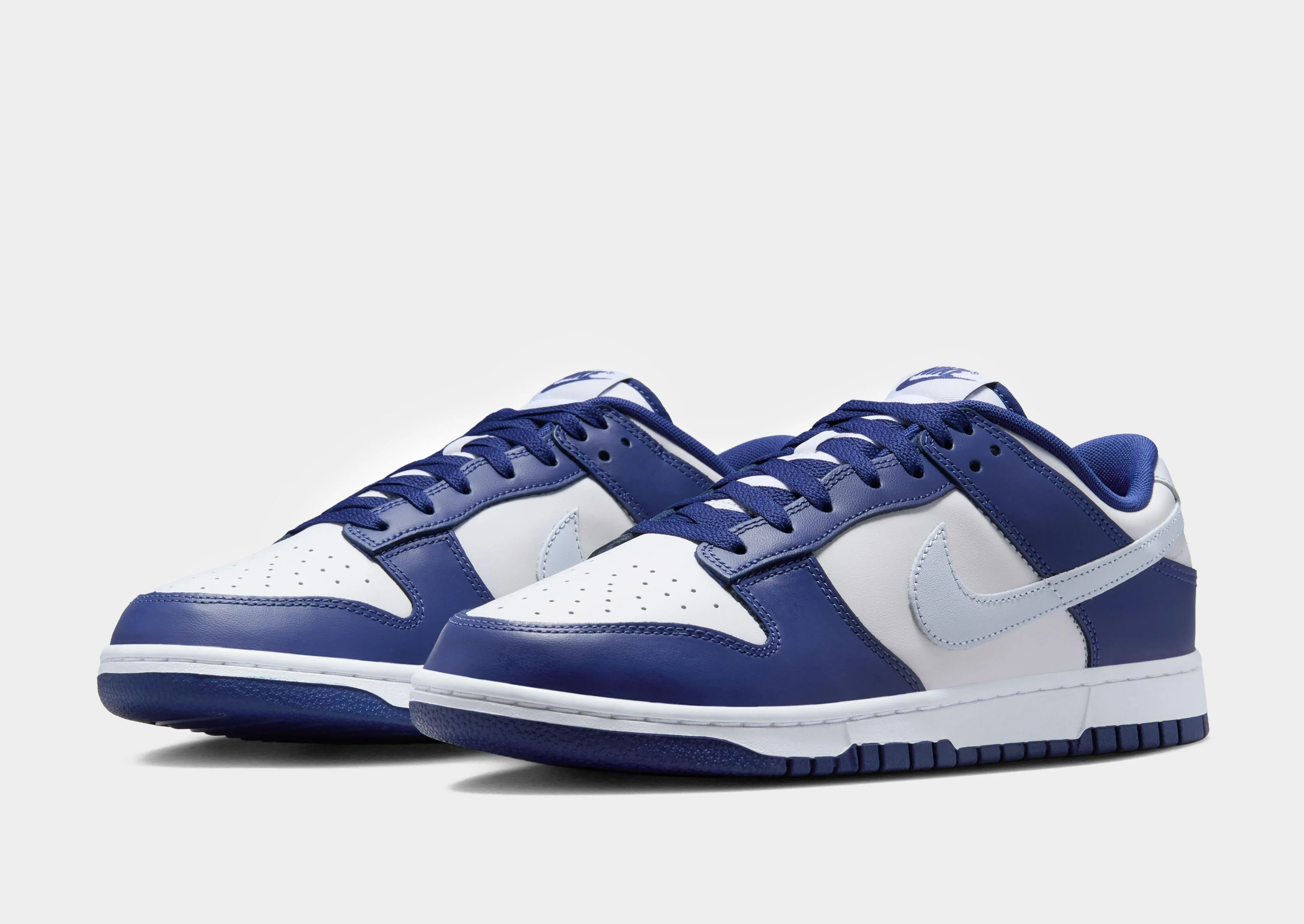 Dunk Low Retro Modern Feel