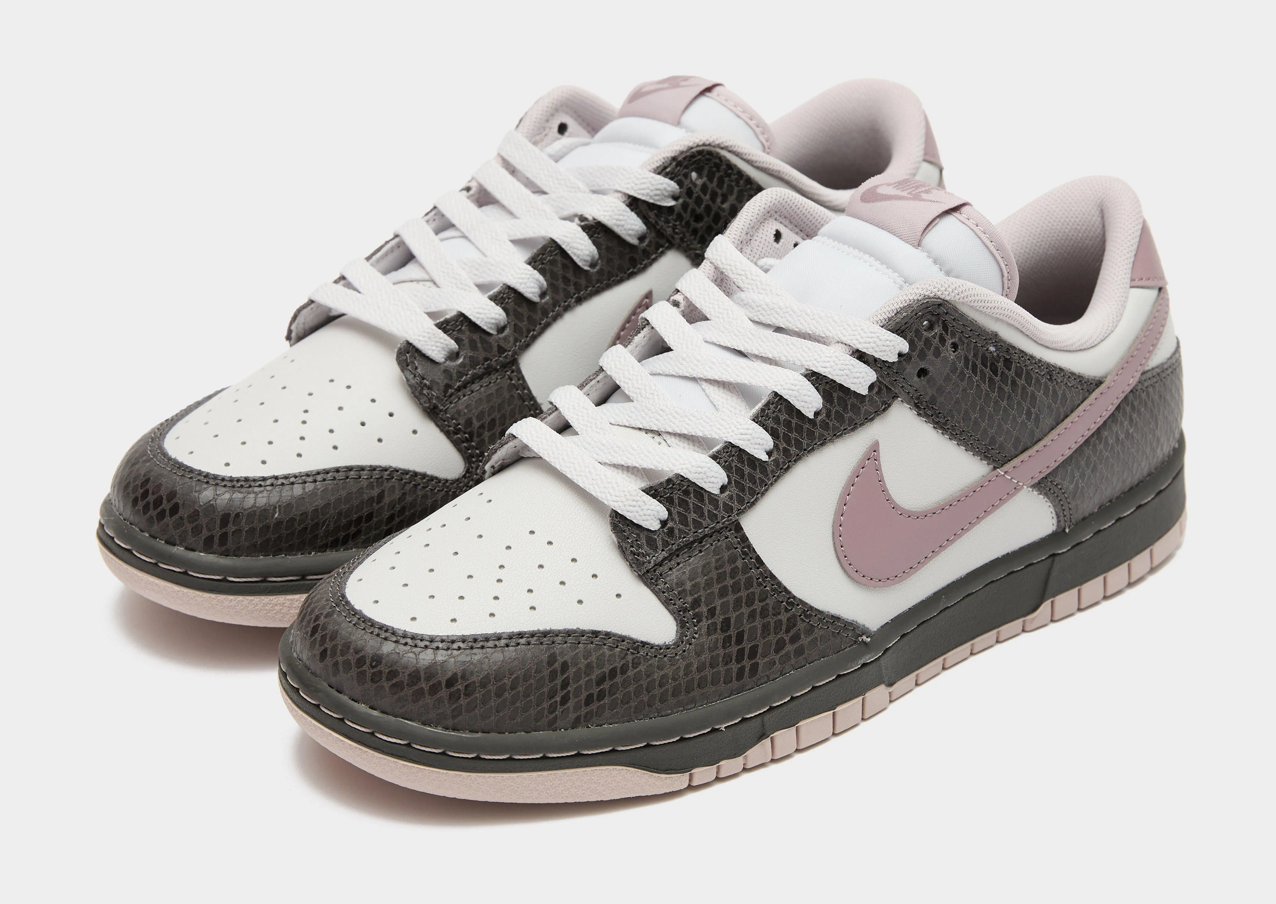 Instant Fit Travel Light Dunk Low SE
