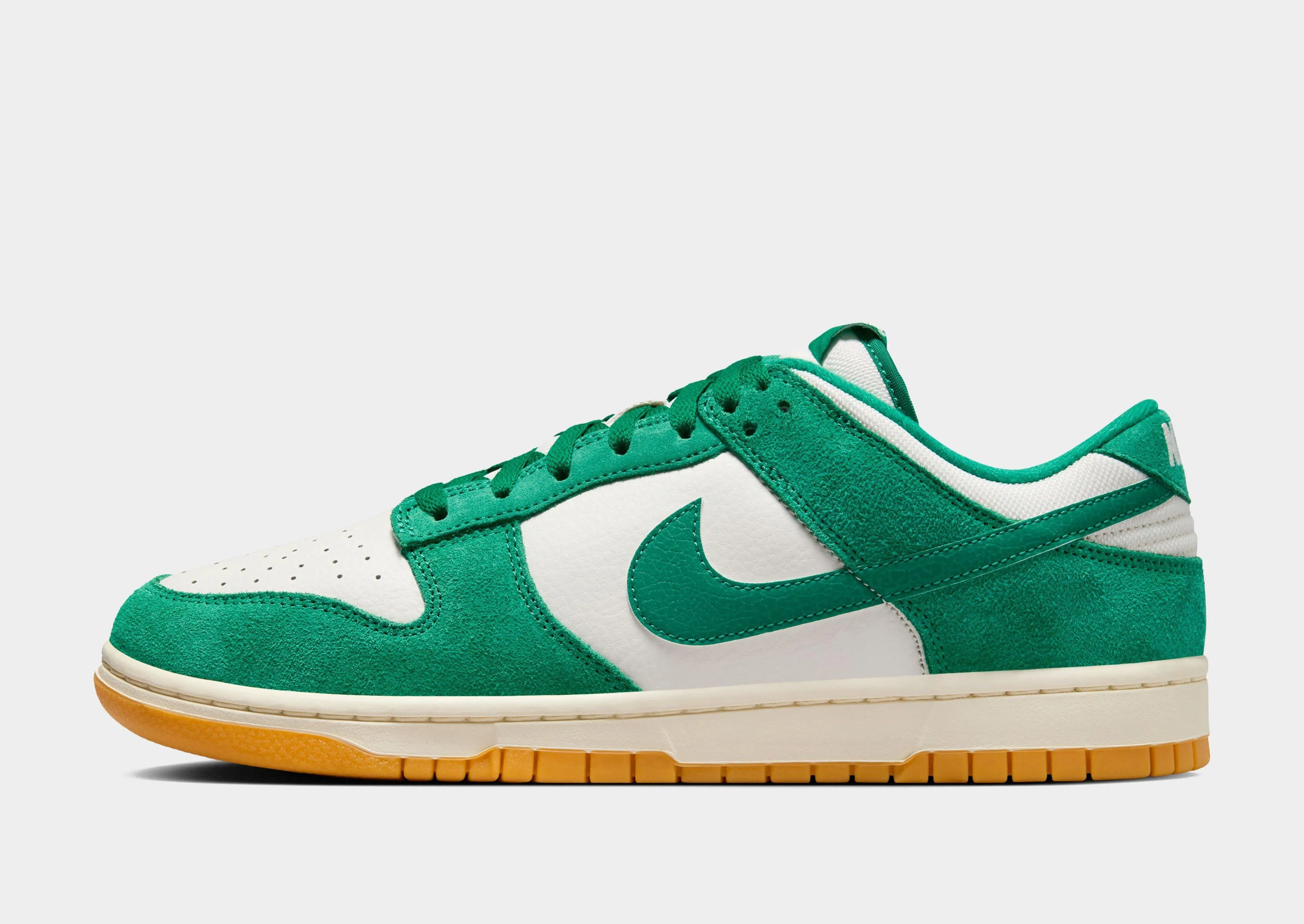 Dunk Low SE Tree Run