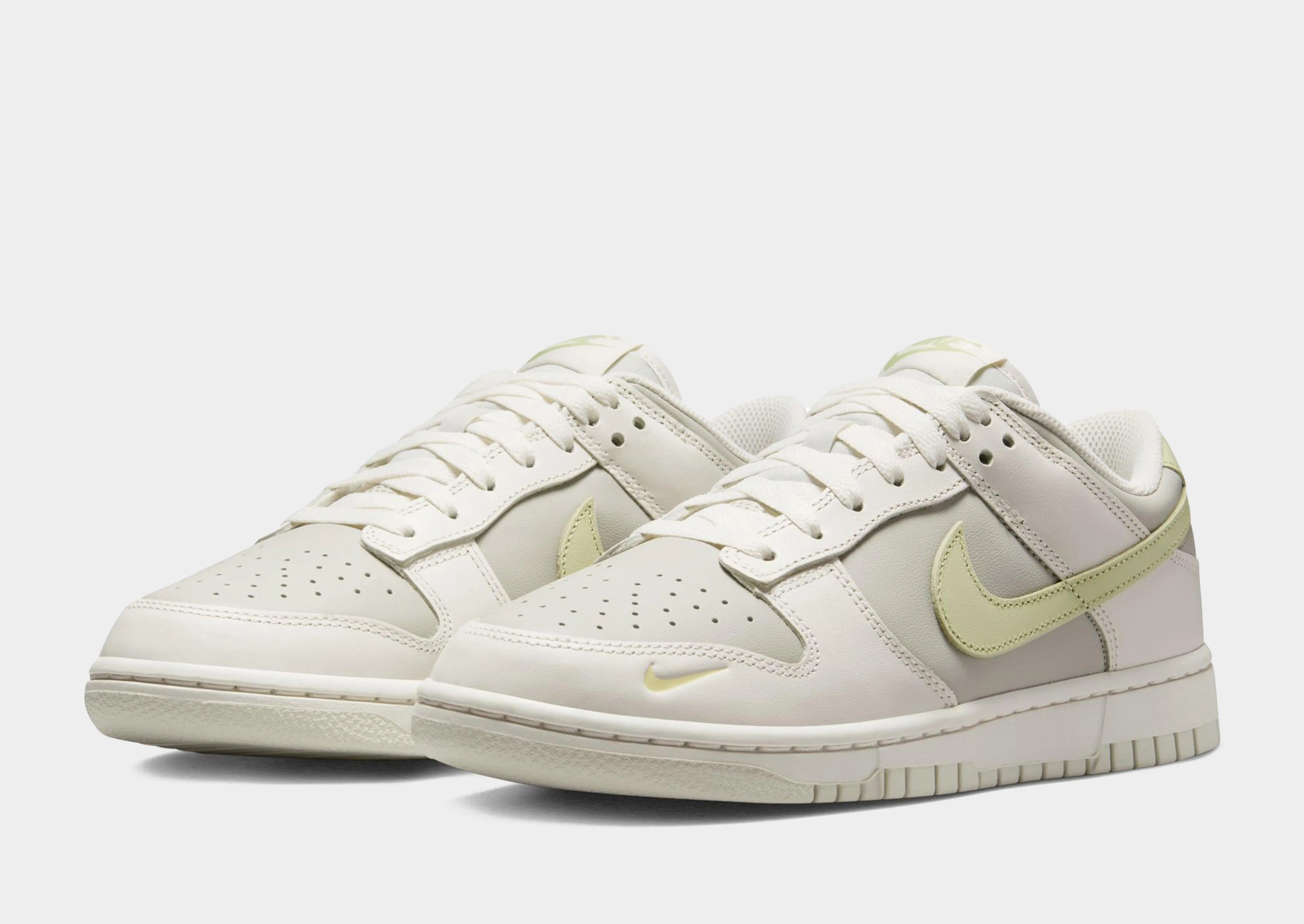 Soft Traction Dunk Low Women's