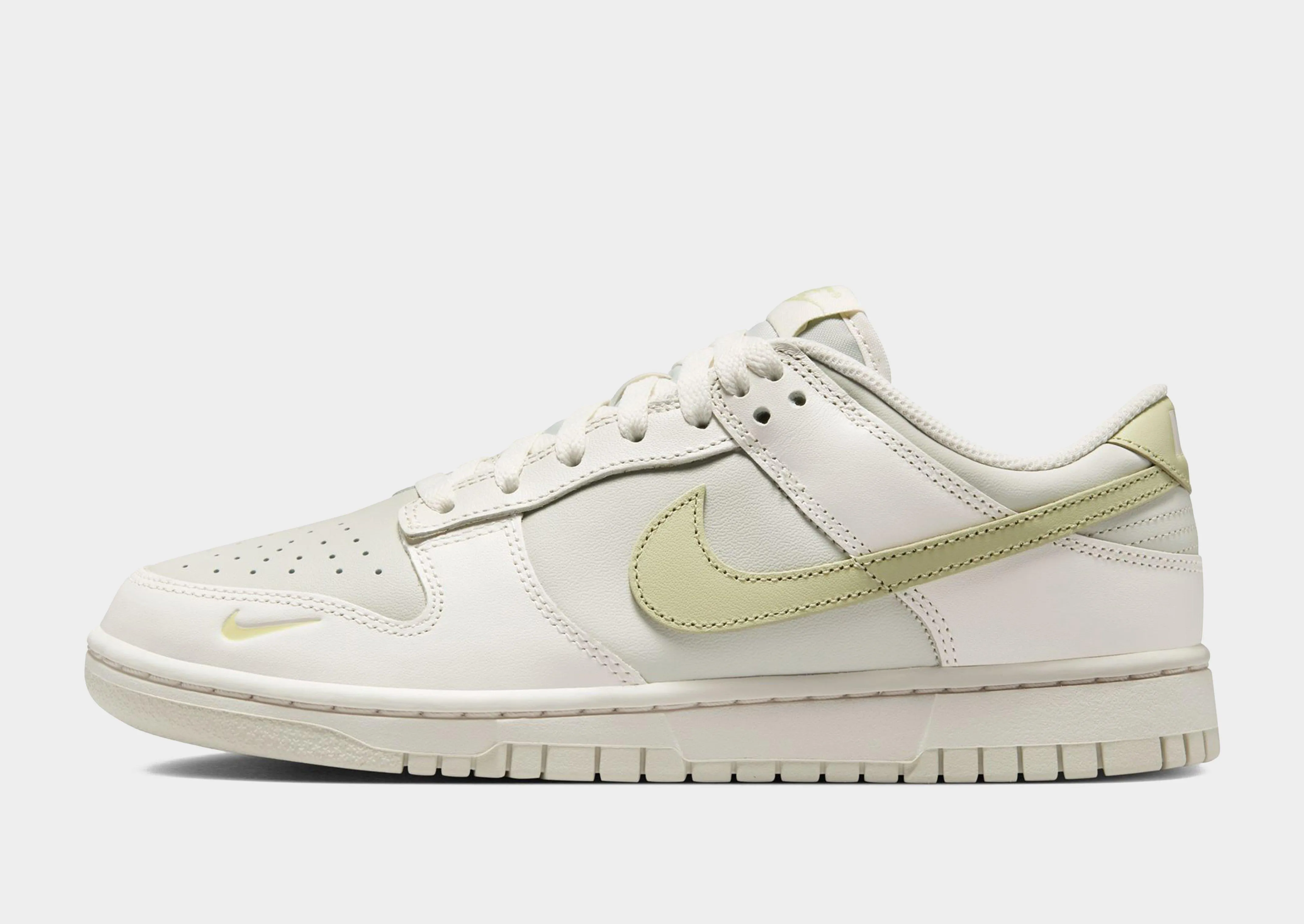 Dunk Low Women's Ultra Flex Grooves