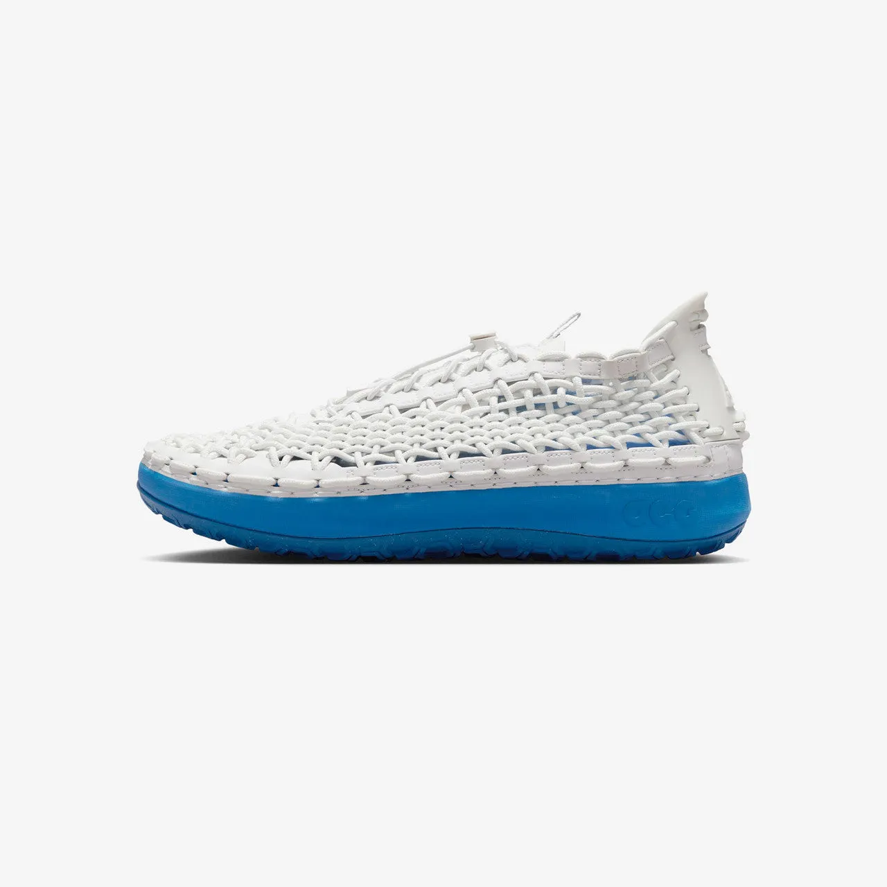 Fashion-forward style ACG Watercat 