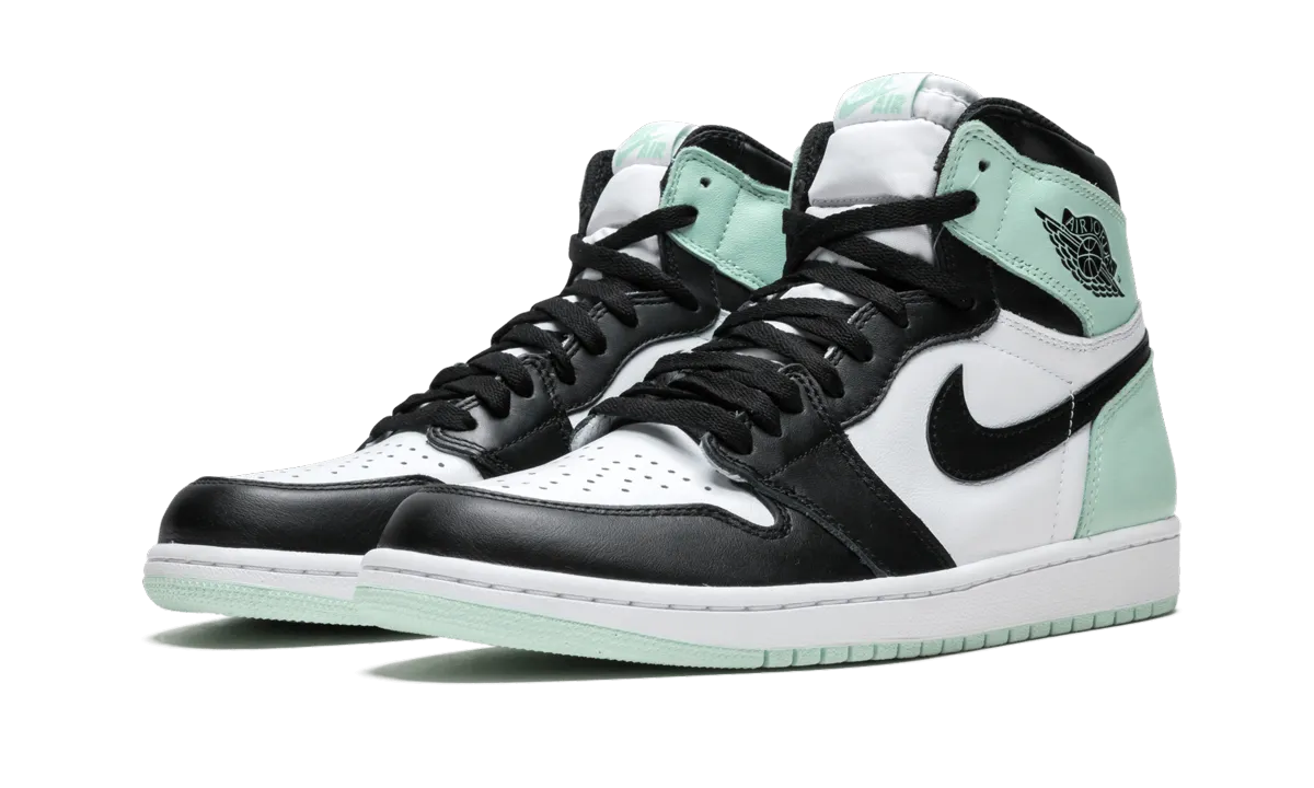 Thermoregulating Street Use Air Jordan 1 Retro High OG NRG "Igloo"