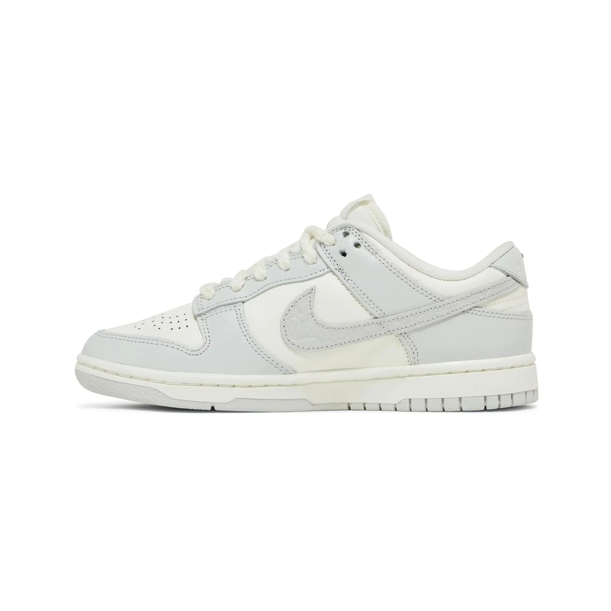 Nike Dunk Low 'Needlework Sail Aura' Women's (2023) Reinforced Eyestay Durability Anatomical Shape Design