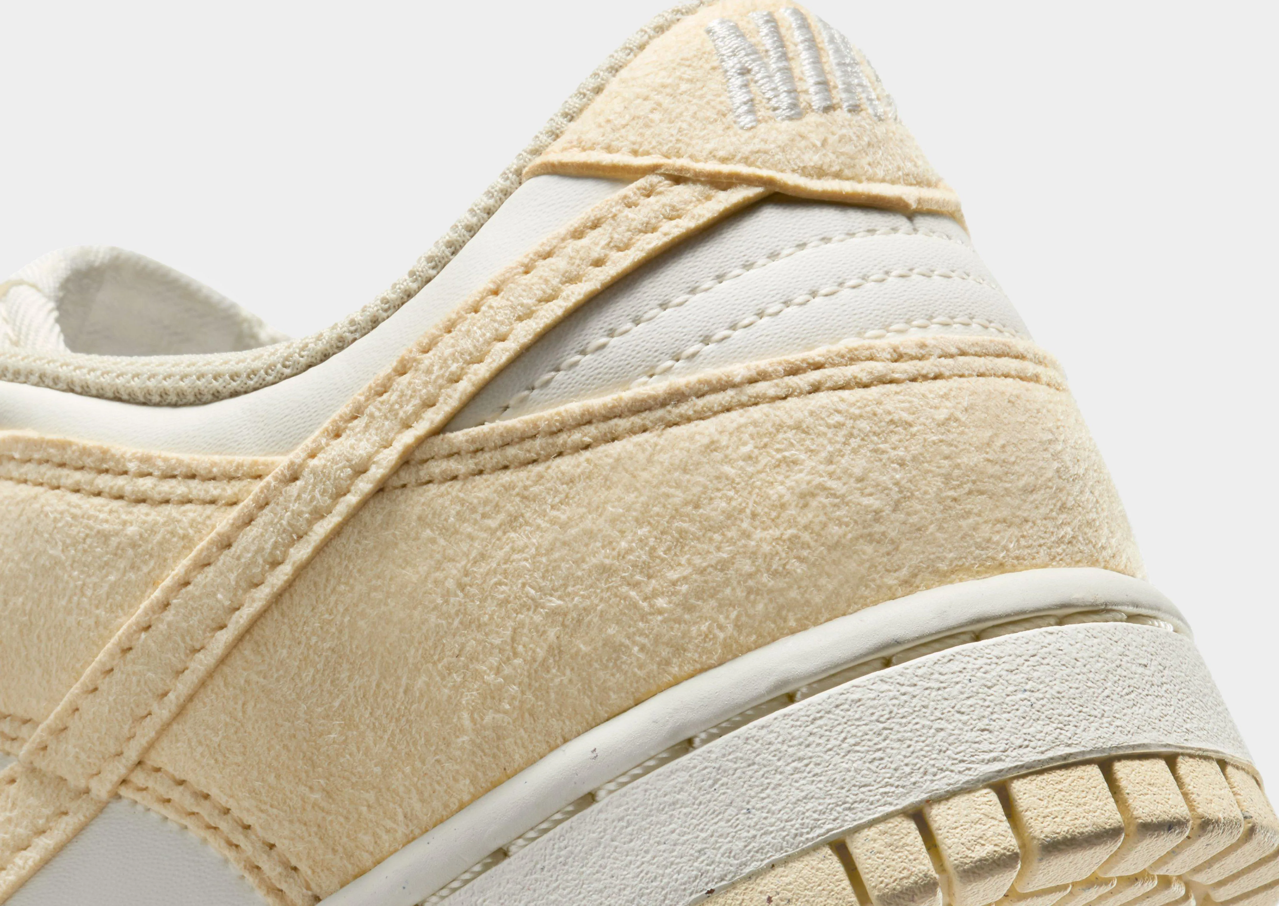 Dunk Low Women's Walking Essential Soft Cushioned Upper