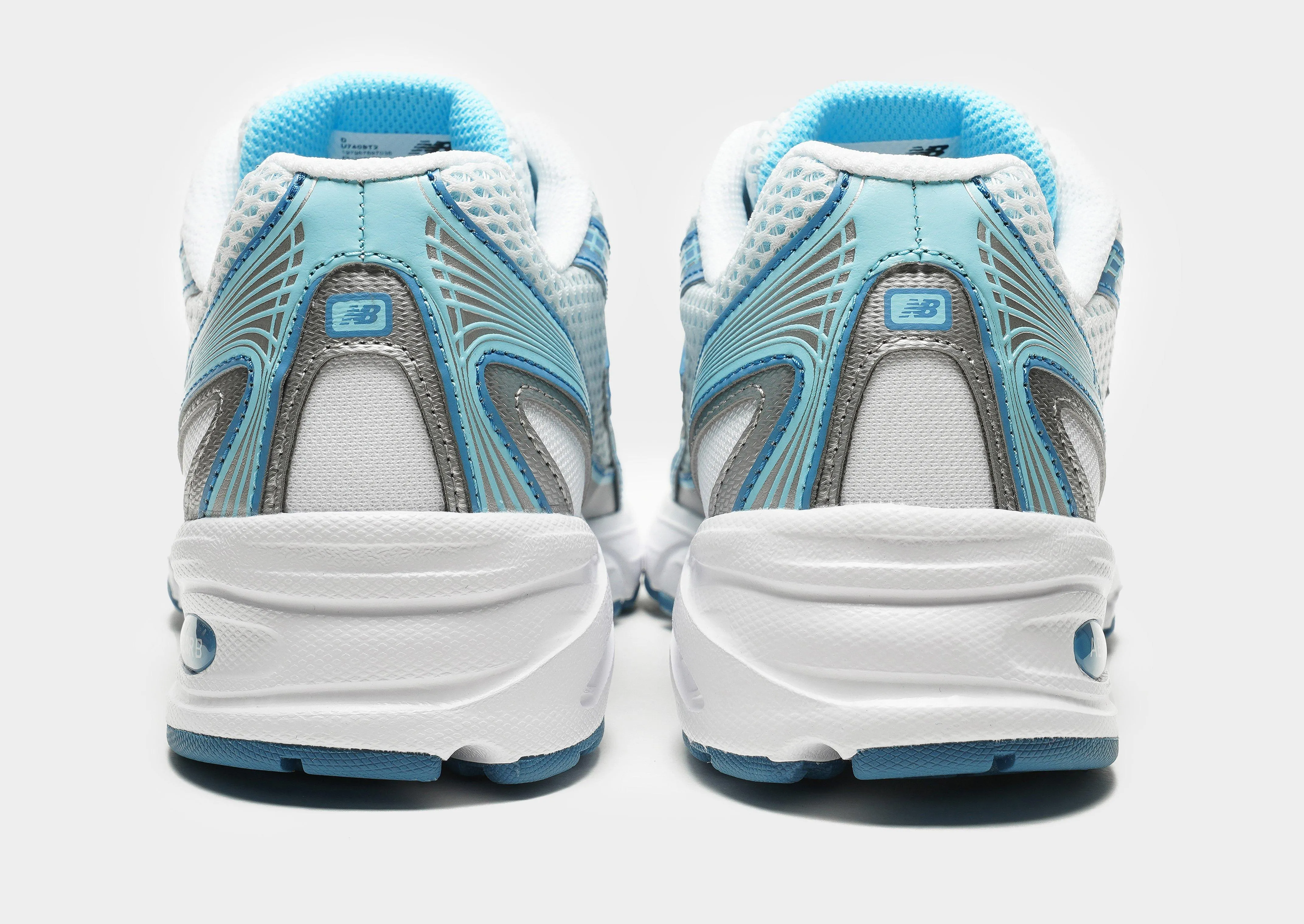740 Women's sports socks customizable running shoes