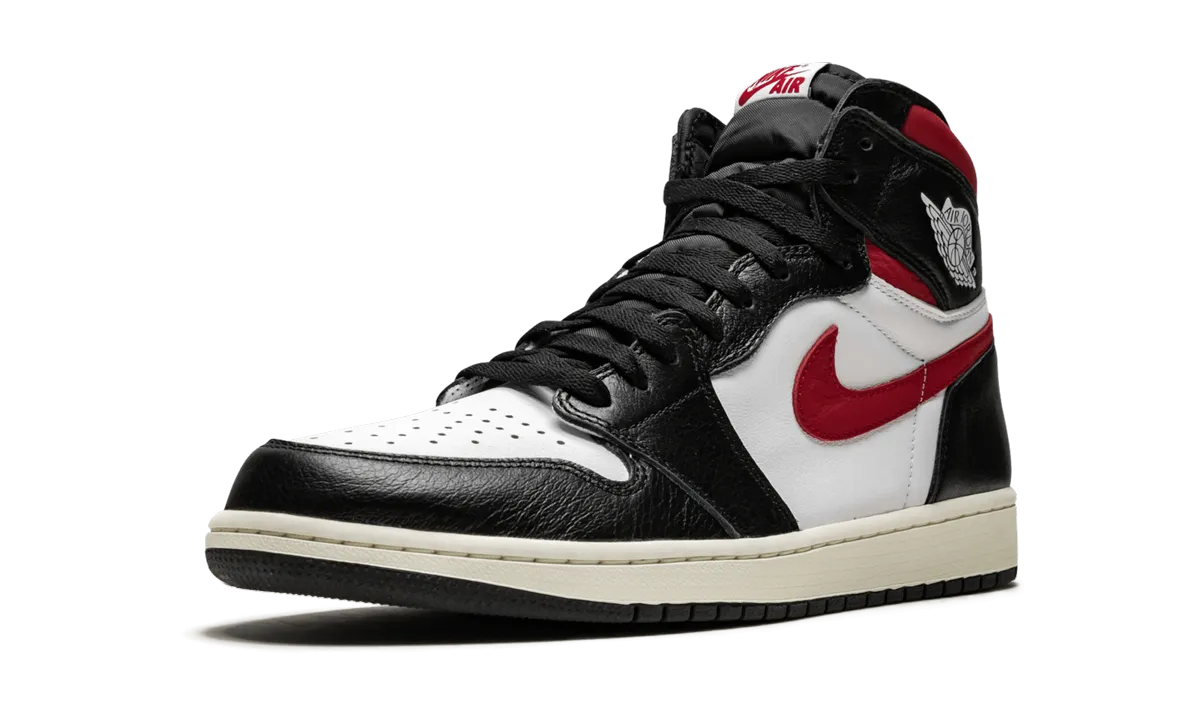 Temperature Regulating Fabrics Urban Explorer Air Jordan 1 Retro High OG "Gym Red"