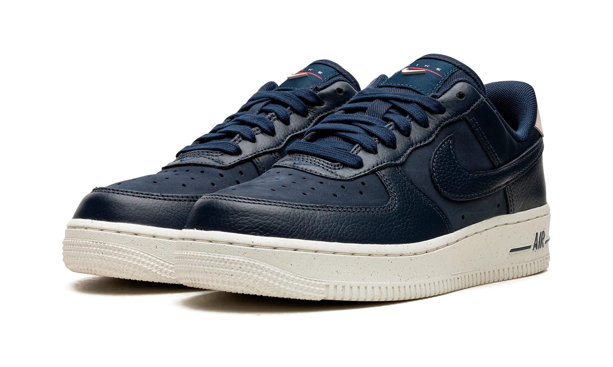 Street Action Soft Walk AIR FORCE 1 '07 LX MNS WMNS "Obsidian"