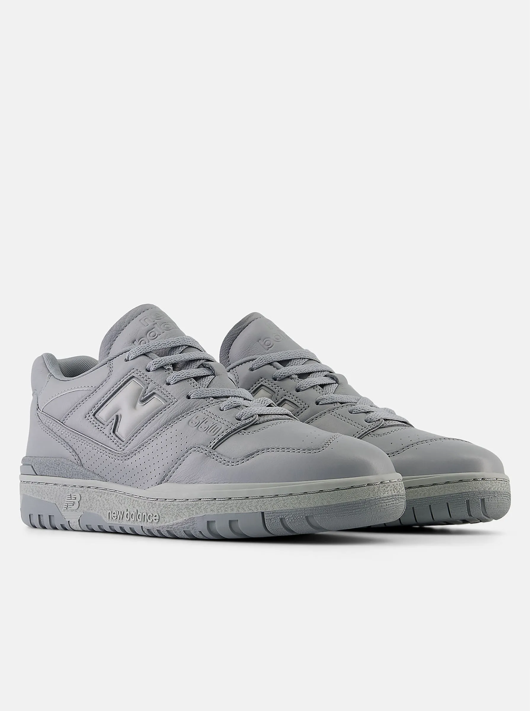 hard - surface running shoes 550 Unisex