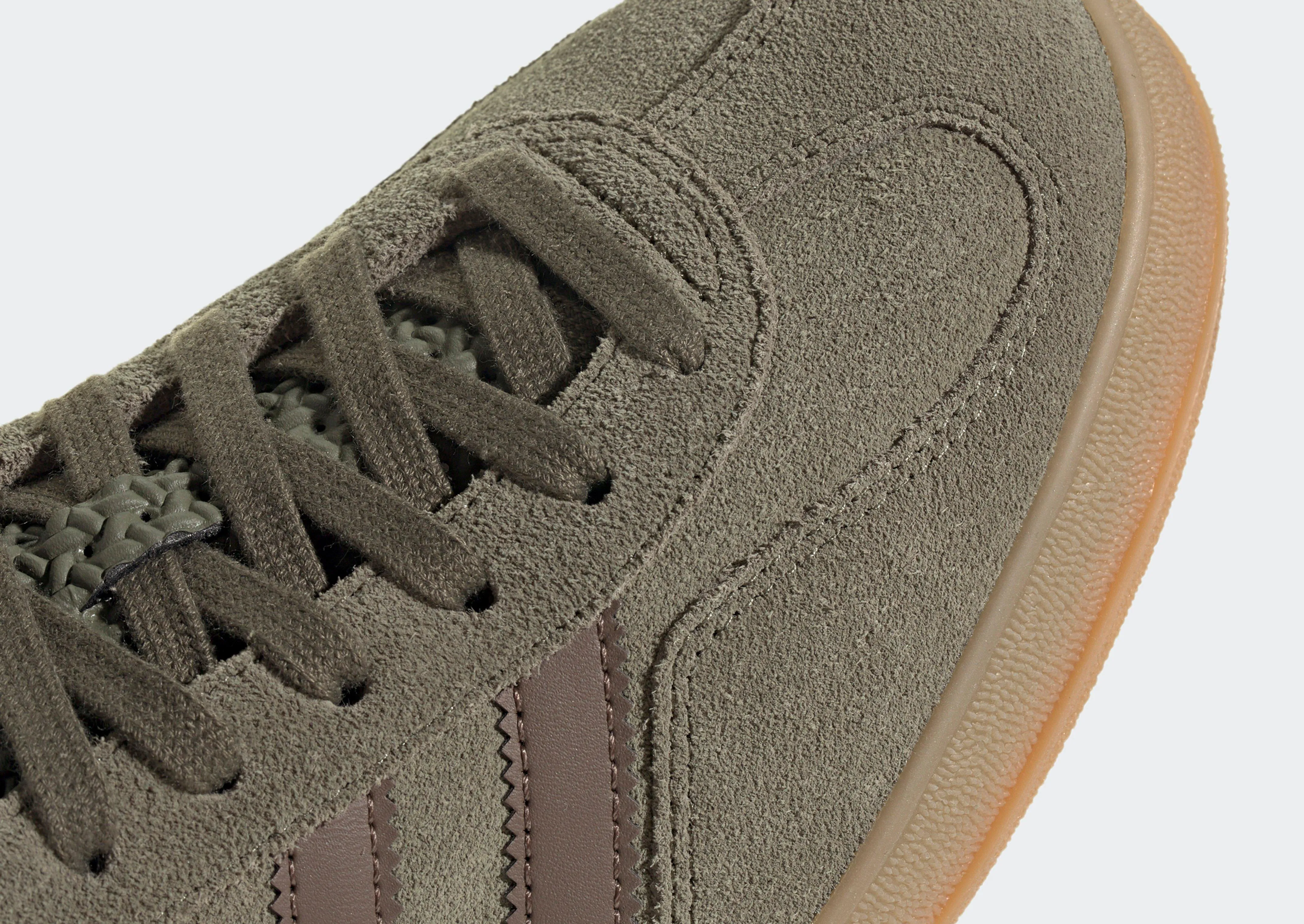 Gazelle Indoor Seamless Uppers