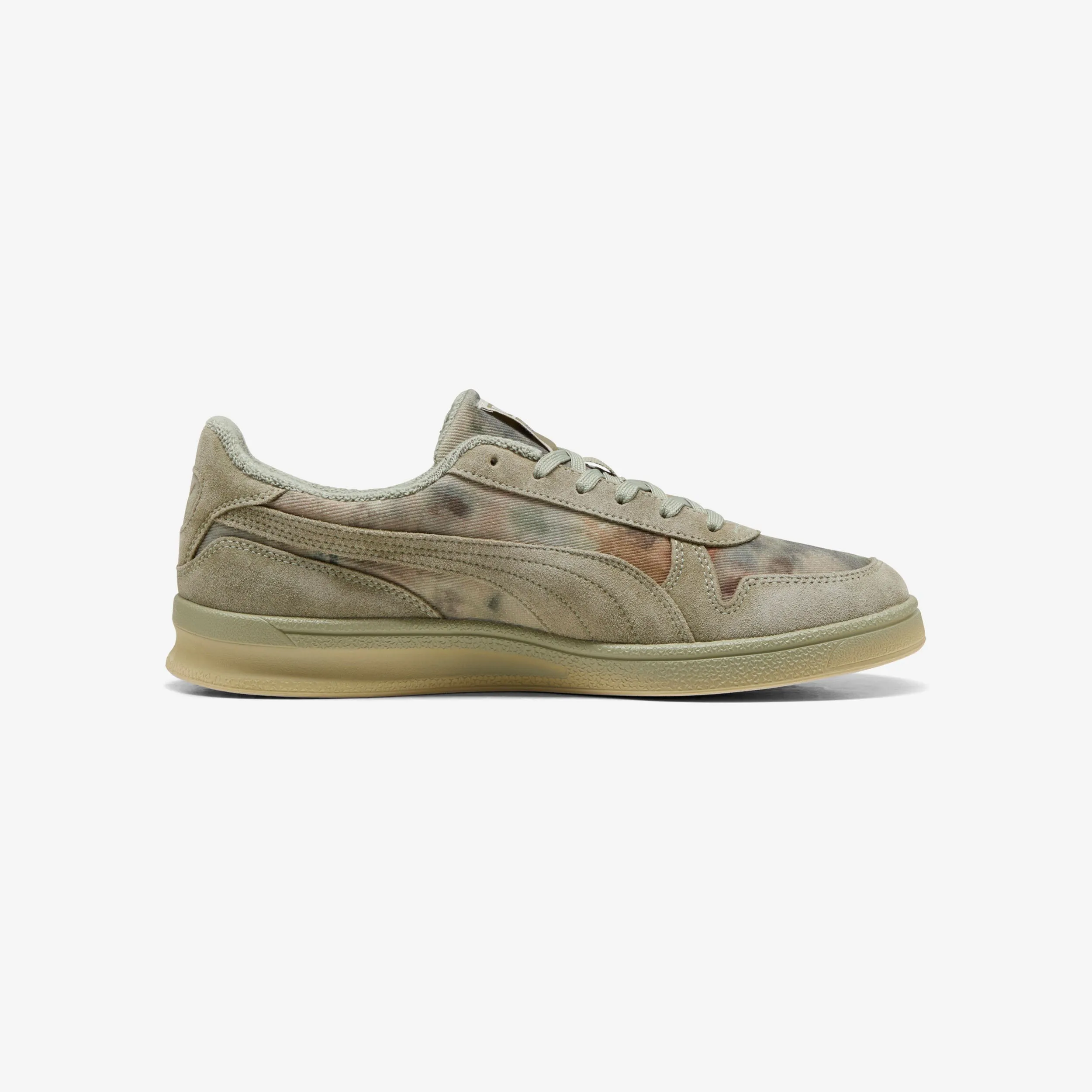 Smooth Step Indoor Distressed x Kidsuper