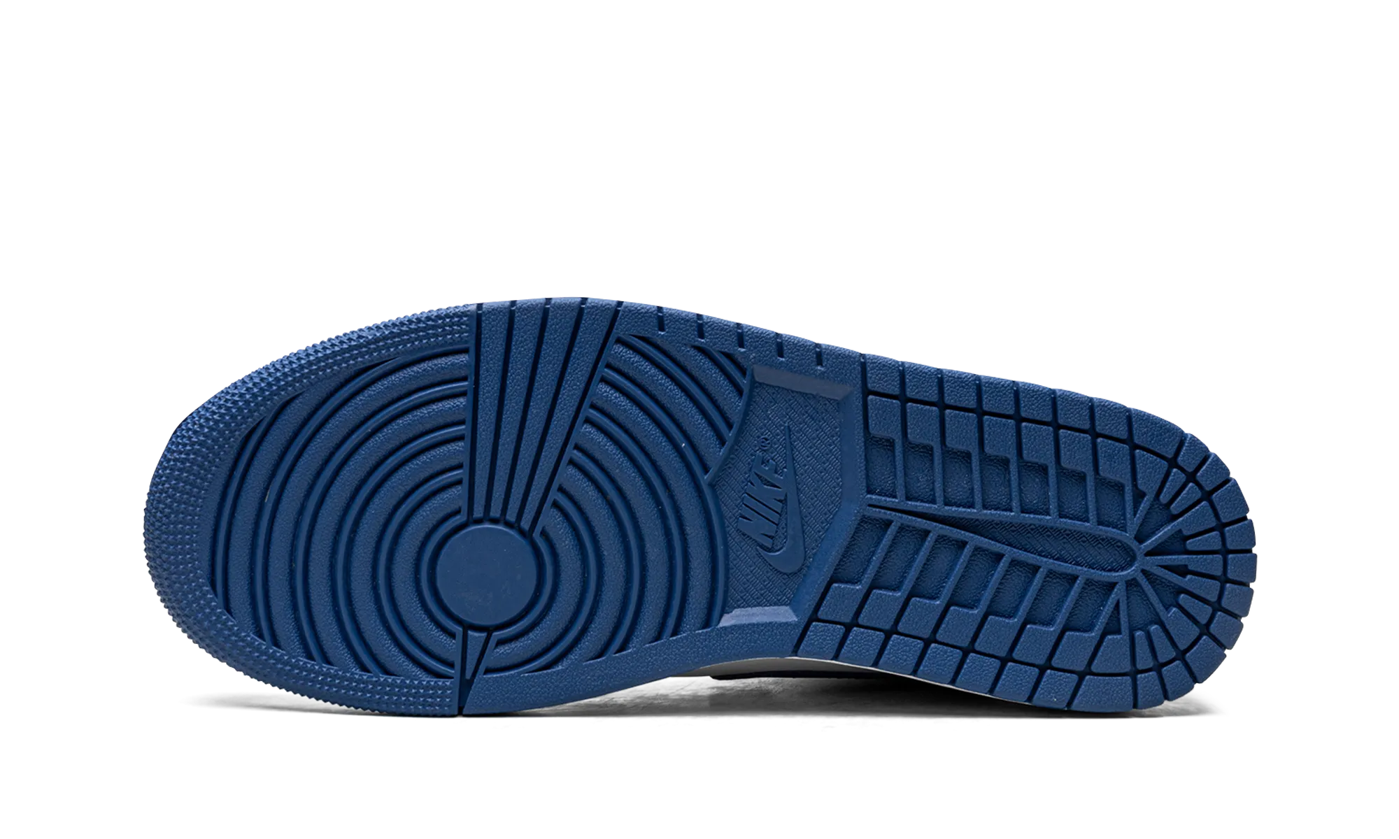 Iconic look Air Jordan 1 Mid "True Blue"
