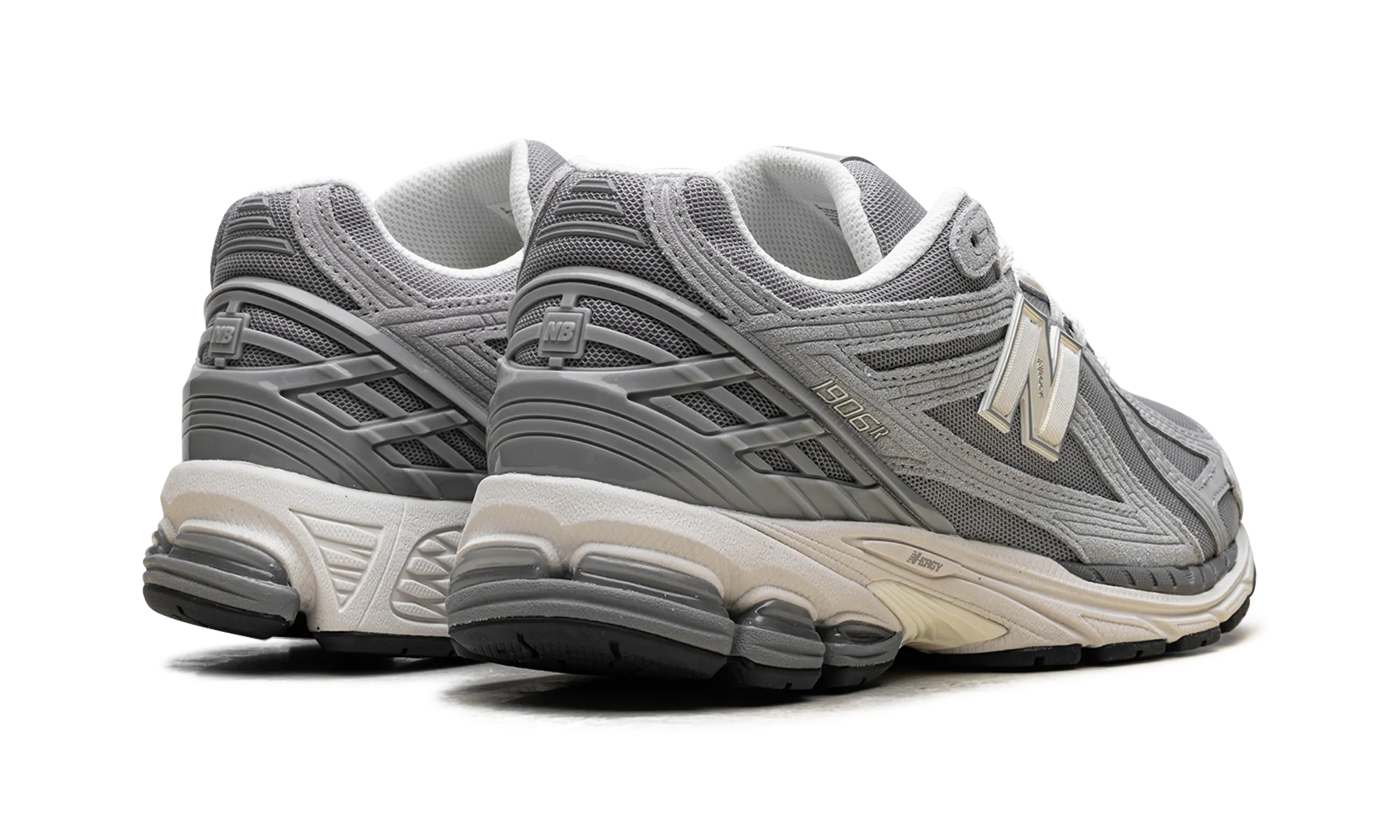1906R "Raincloud" artistic - event running gear running in sand shoes