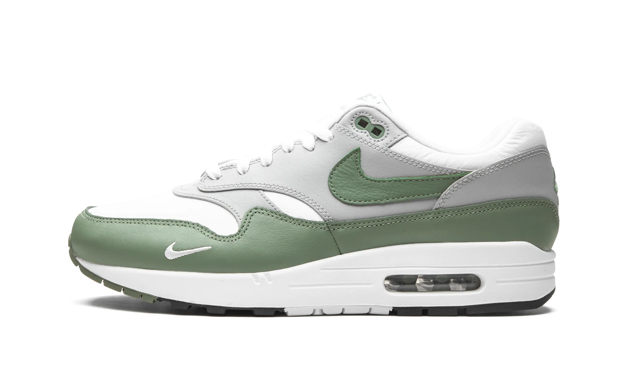 Air Max 1 "Spiral Sage" running on soft surface