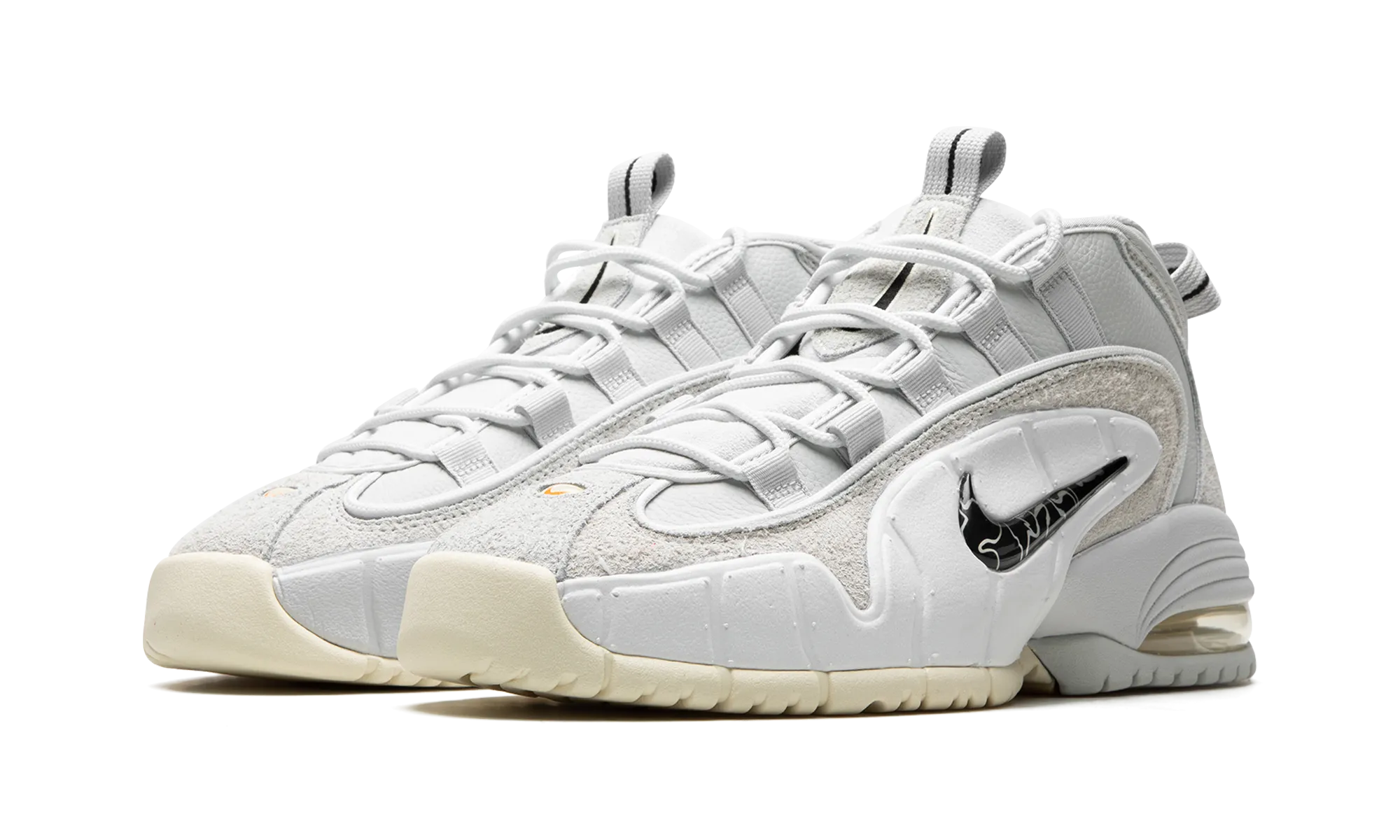 AIR MAX PENNY "Photon Dust" running for exploration rocky terrain