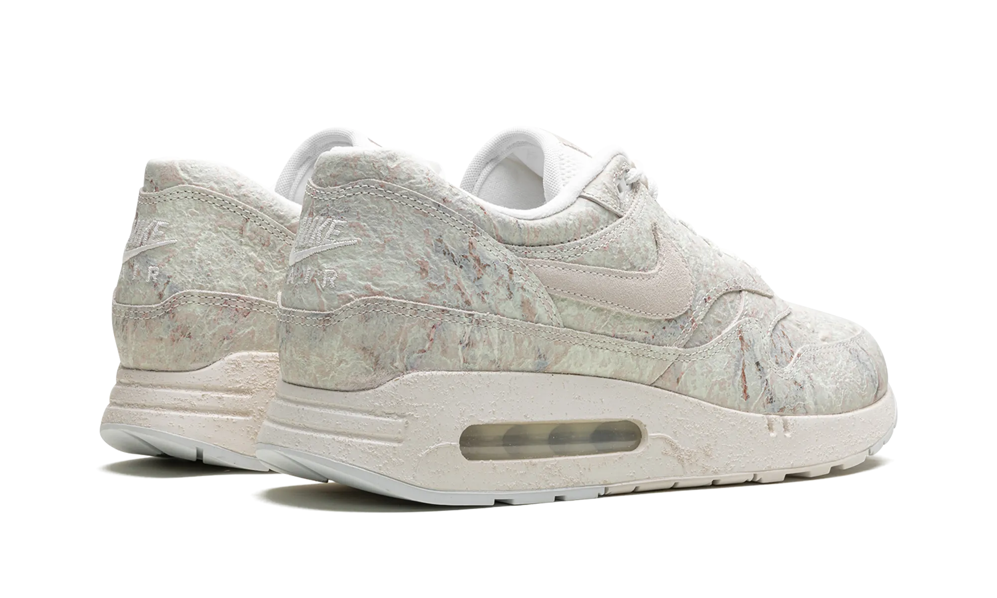 Mid Top Air Max 1 "Museum Masterpiece"
