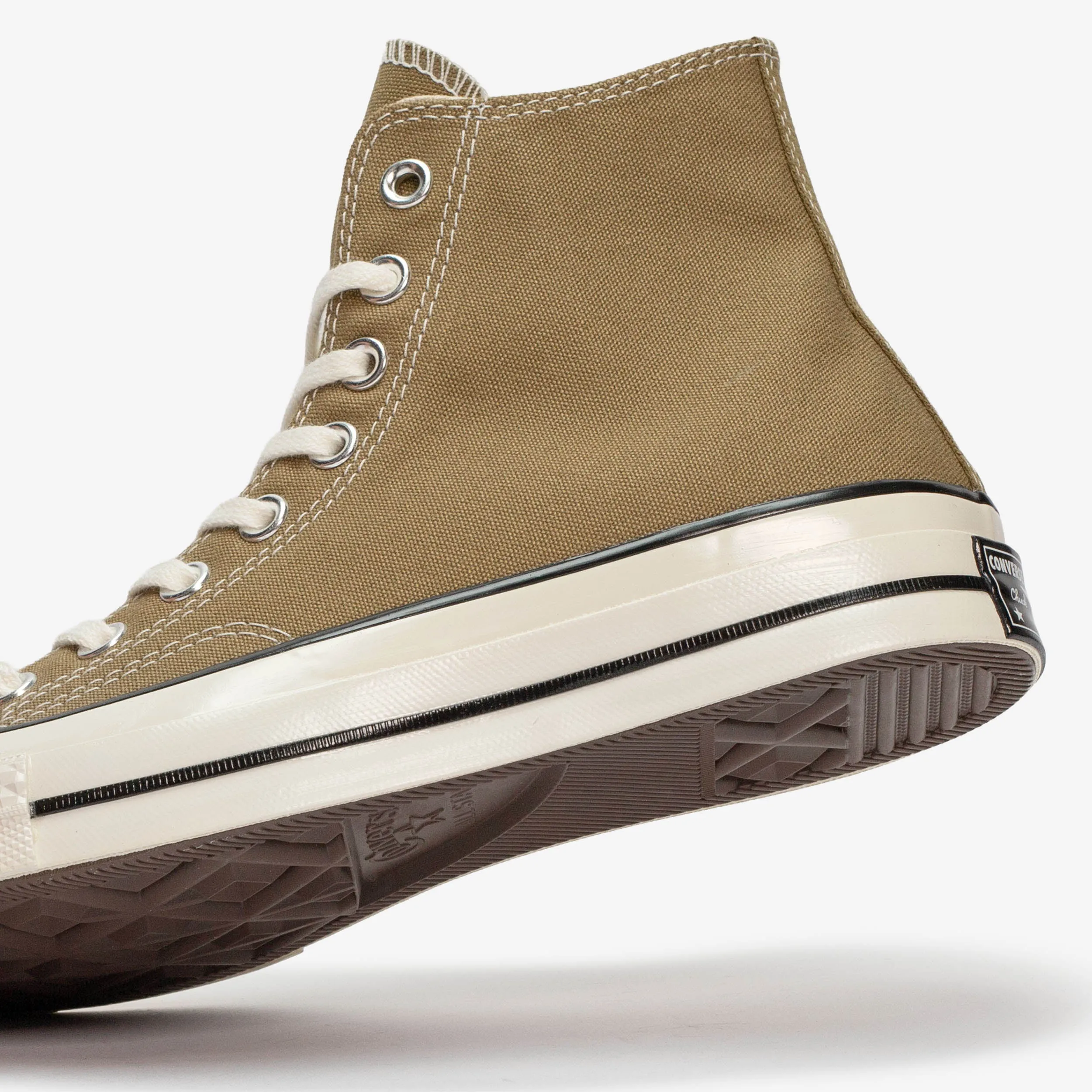 Vibrant Look Chuck 70