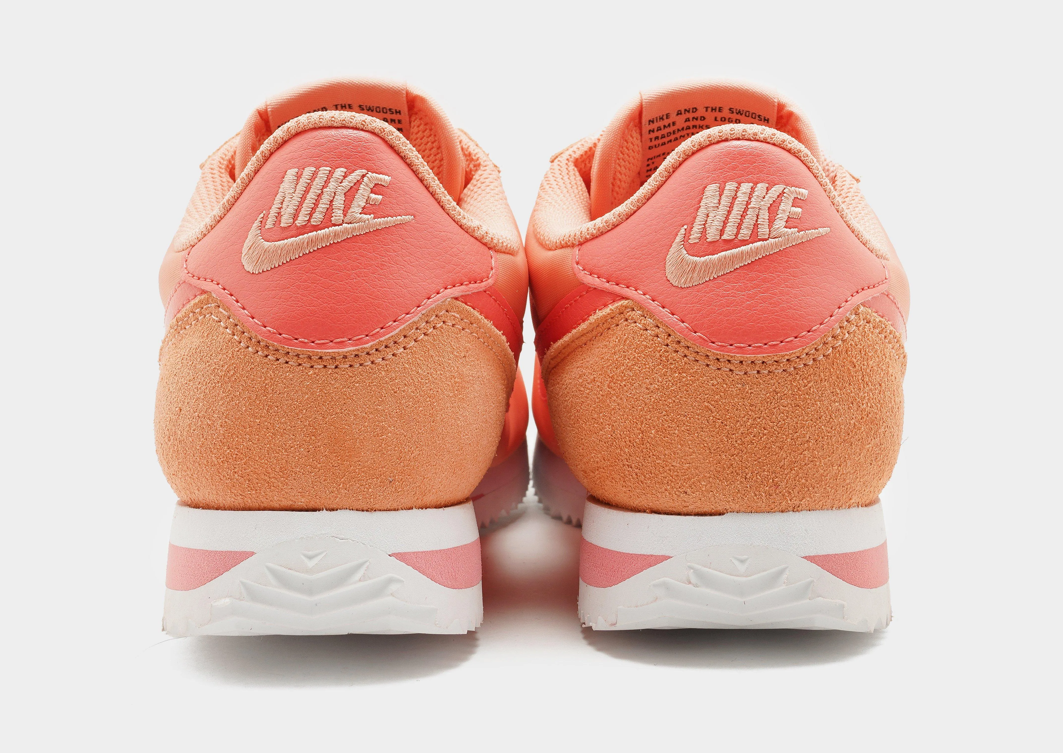 Cortez Textile Women's Comfortable toe box