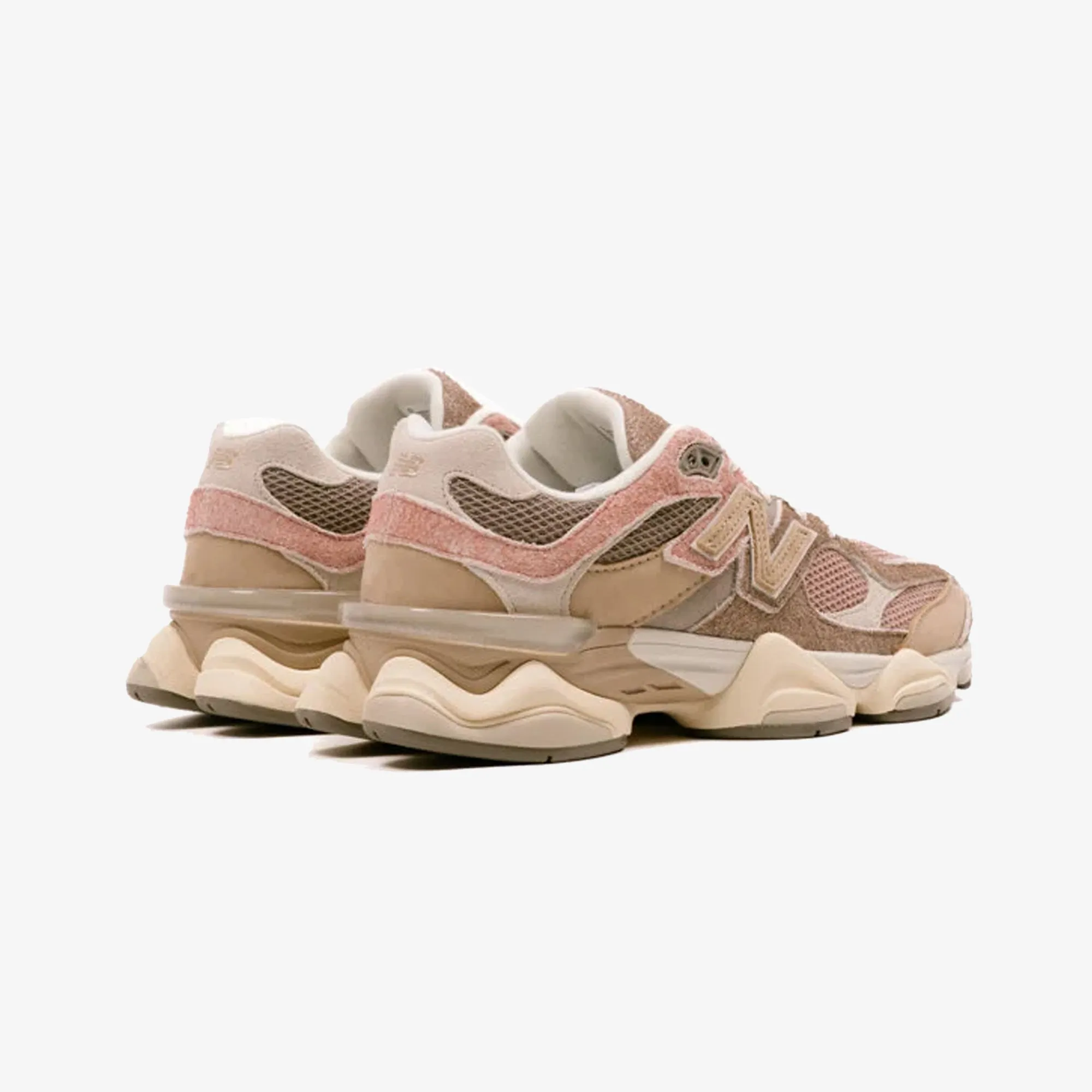 New Balance | 9060 { LANDSLIDE/MUSHROOM post - injury running shoes recycled shoes