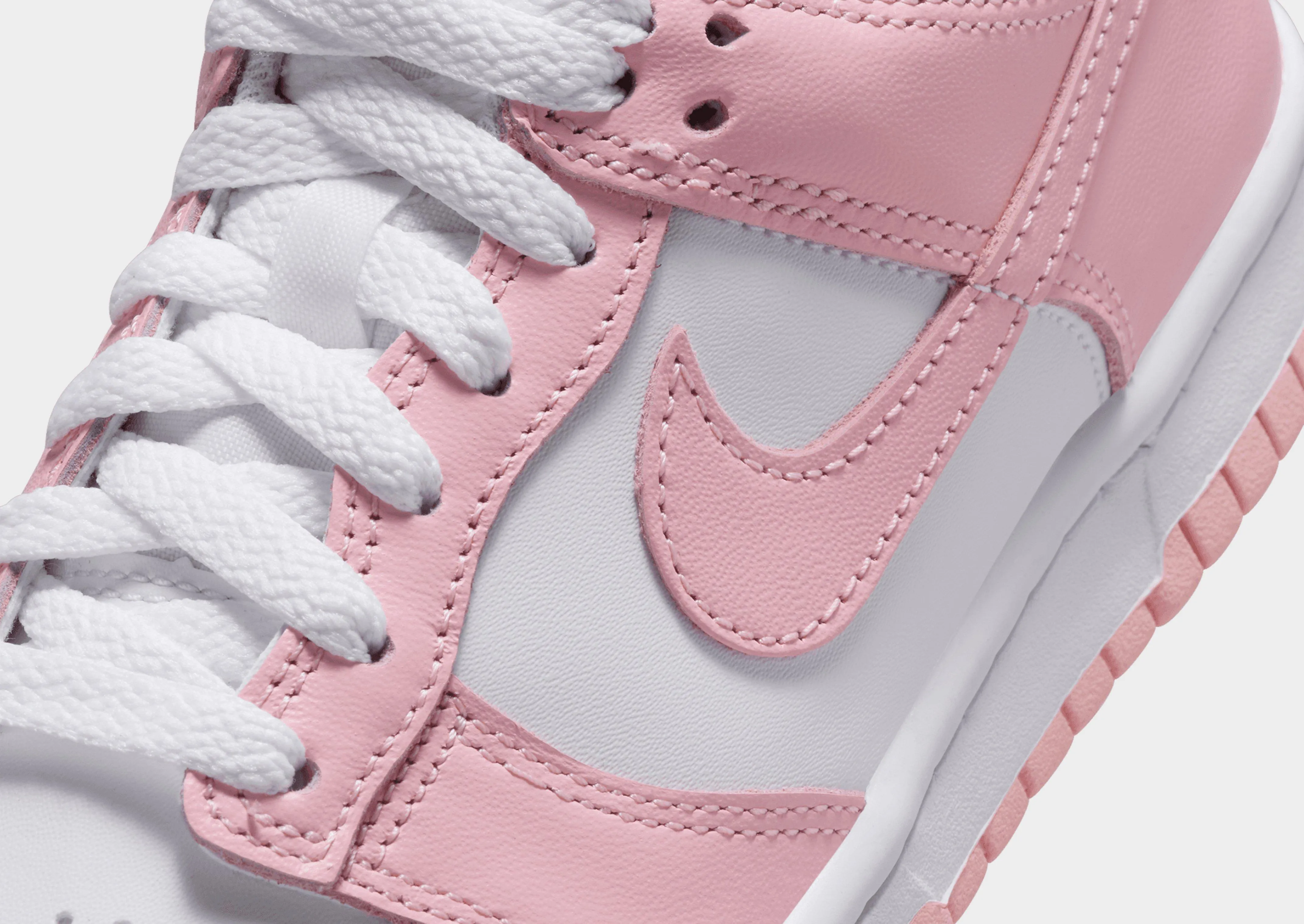 Dunk Low Junior's Durable Traction Good Air Permeability