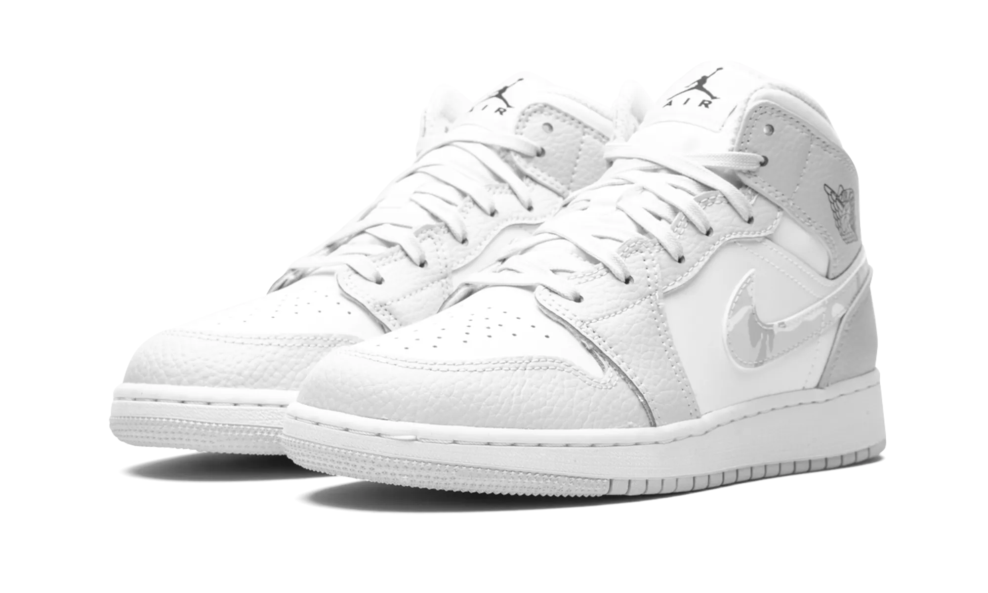 Air Jordan 1 MID SE GS "Grey Camo Swoosh" Odor control