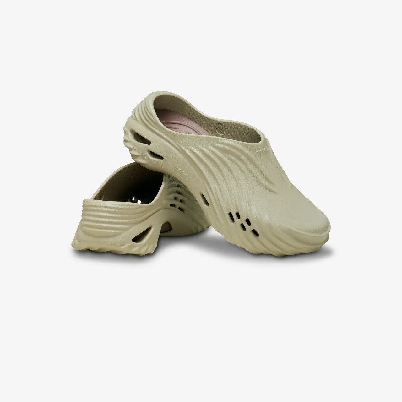 Echo Wave Sleek Option Noise Reducing Sole