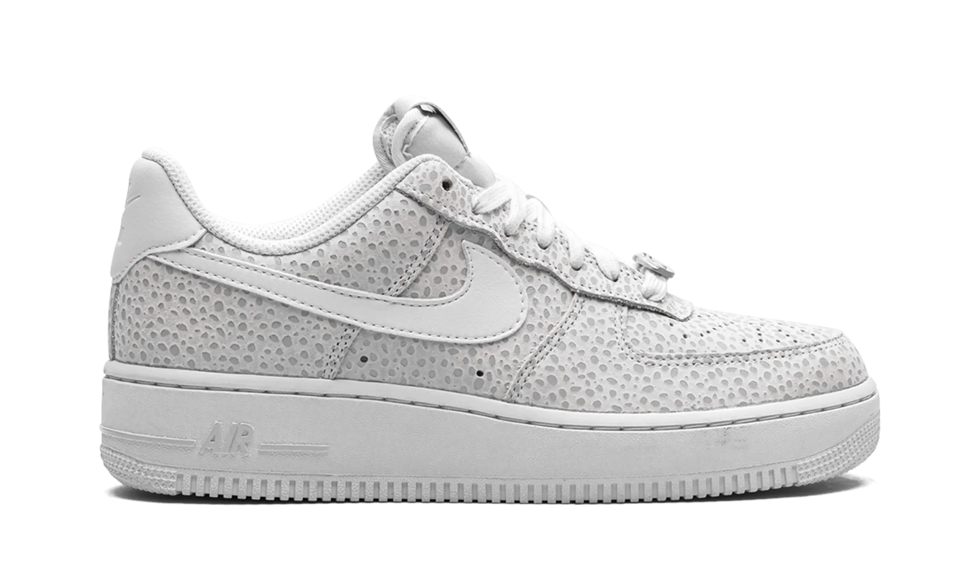 AIR FORCE 1 '07 WMNS "Grey" On The Move