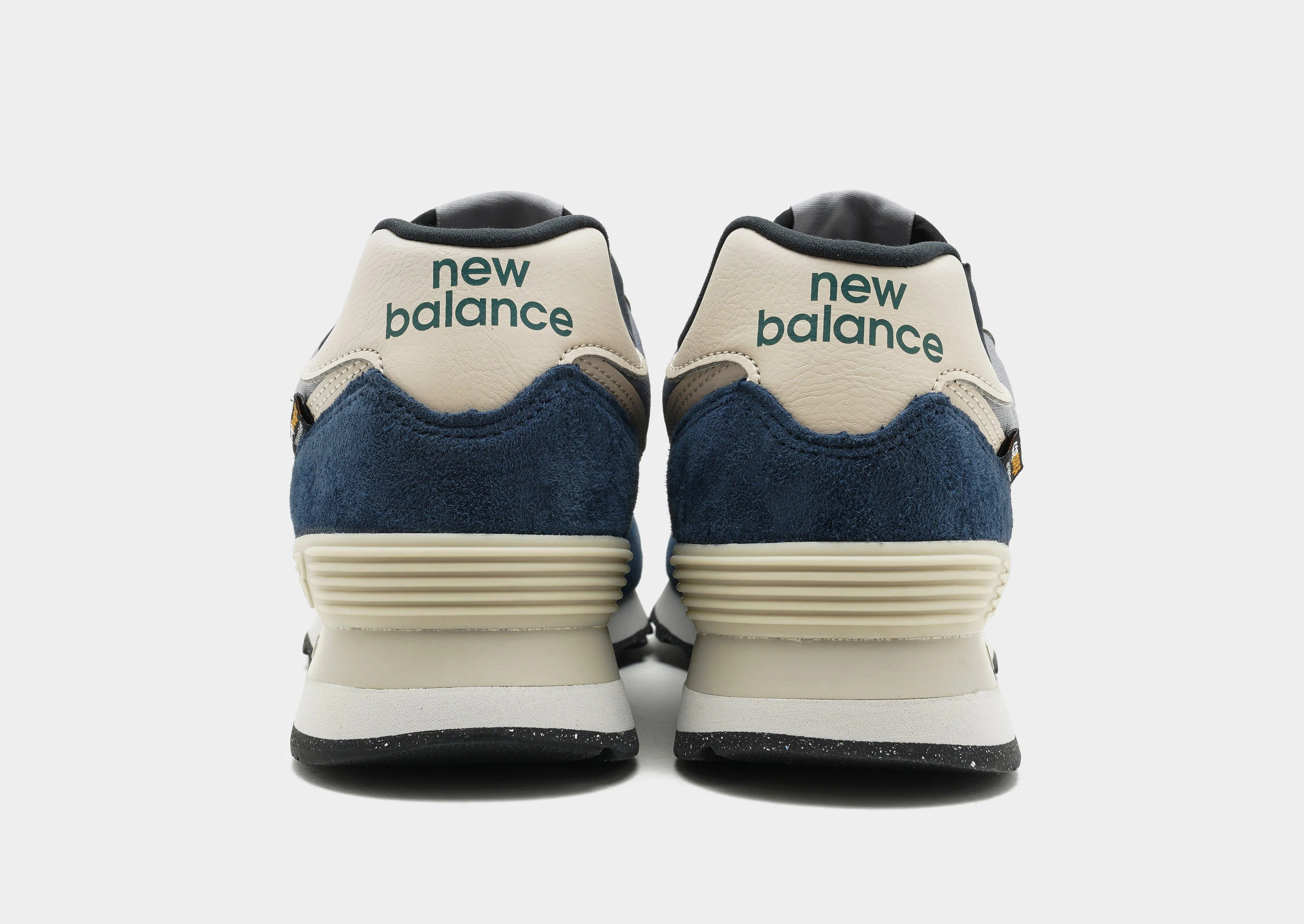 kids' sports footwear 574