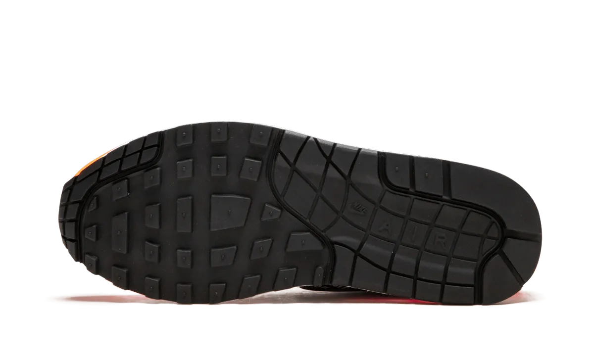 Air Max 1 Premium "Just Do It" Shock   Resistant running in a stadium shoes