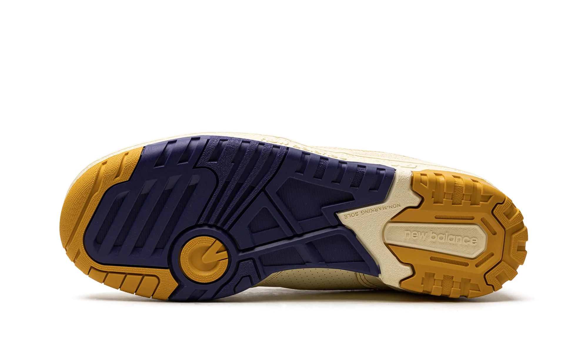 Injury recovery early - morning runner shoes 550 "Aime Leon Dore - White / Yellow"