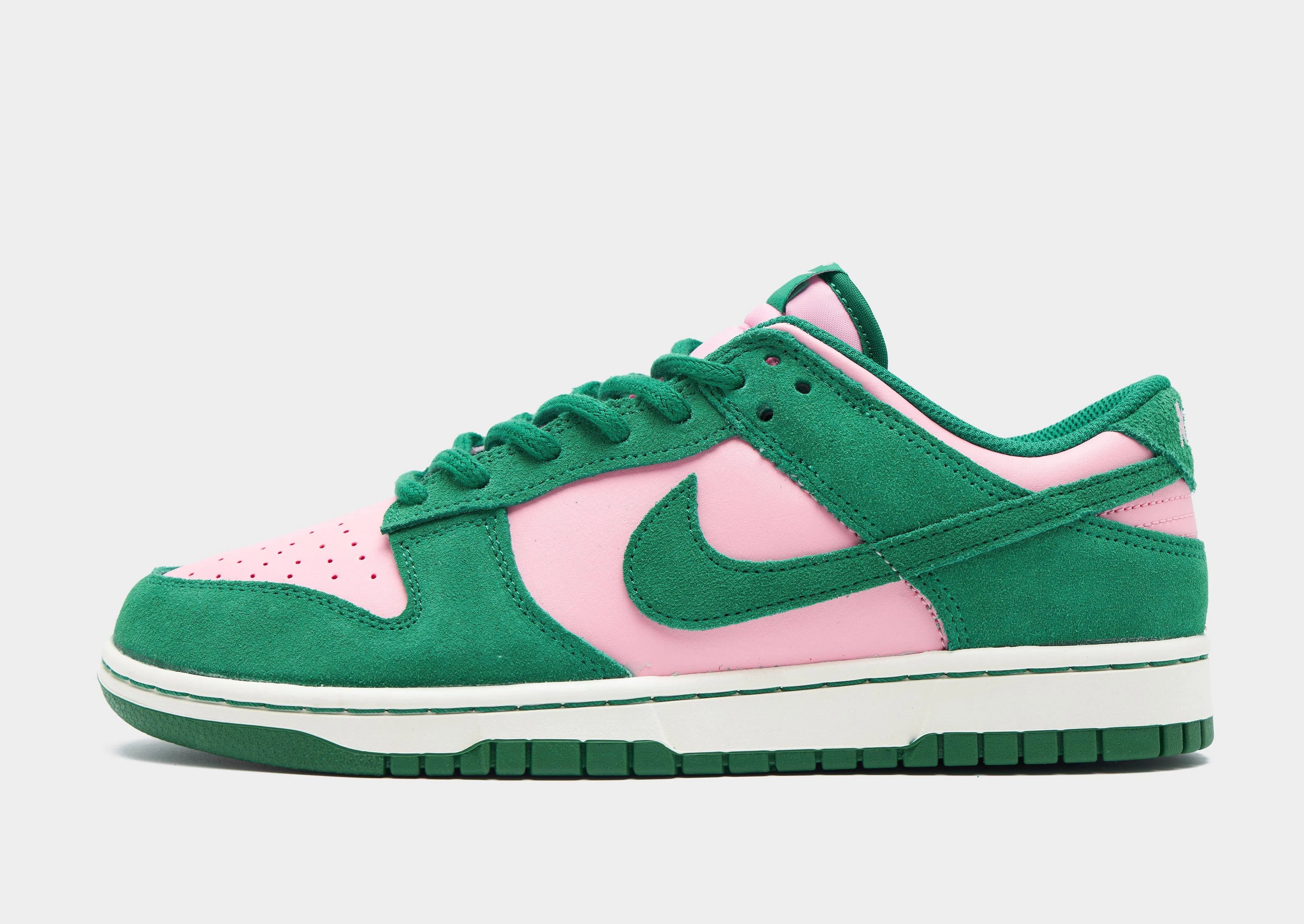 Casual Days Dunk Low Retro SE