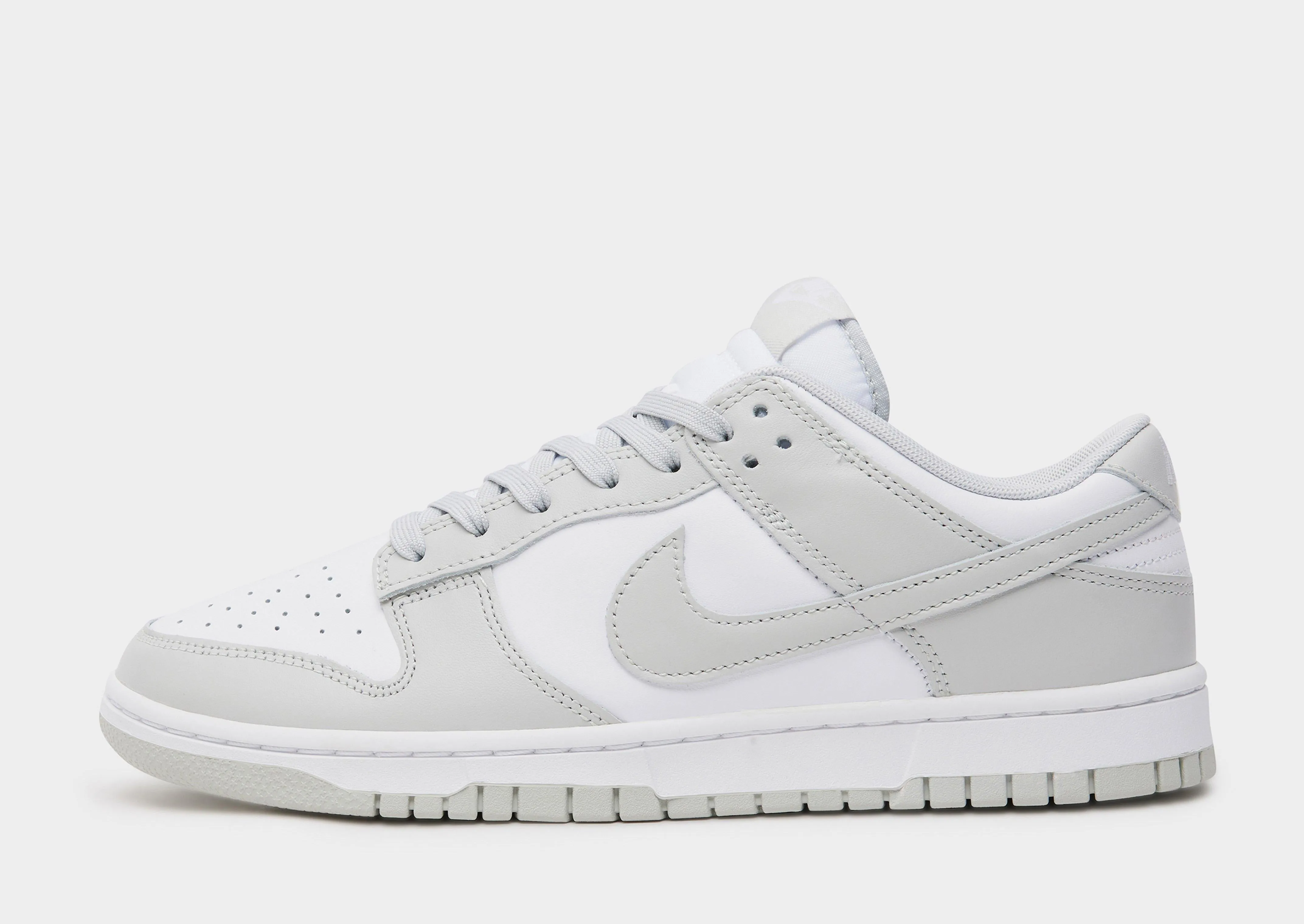 Dunk Low Retro Round Toe Design