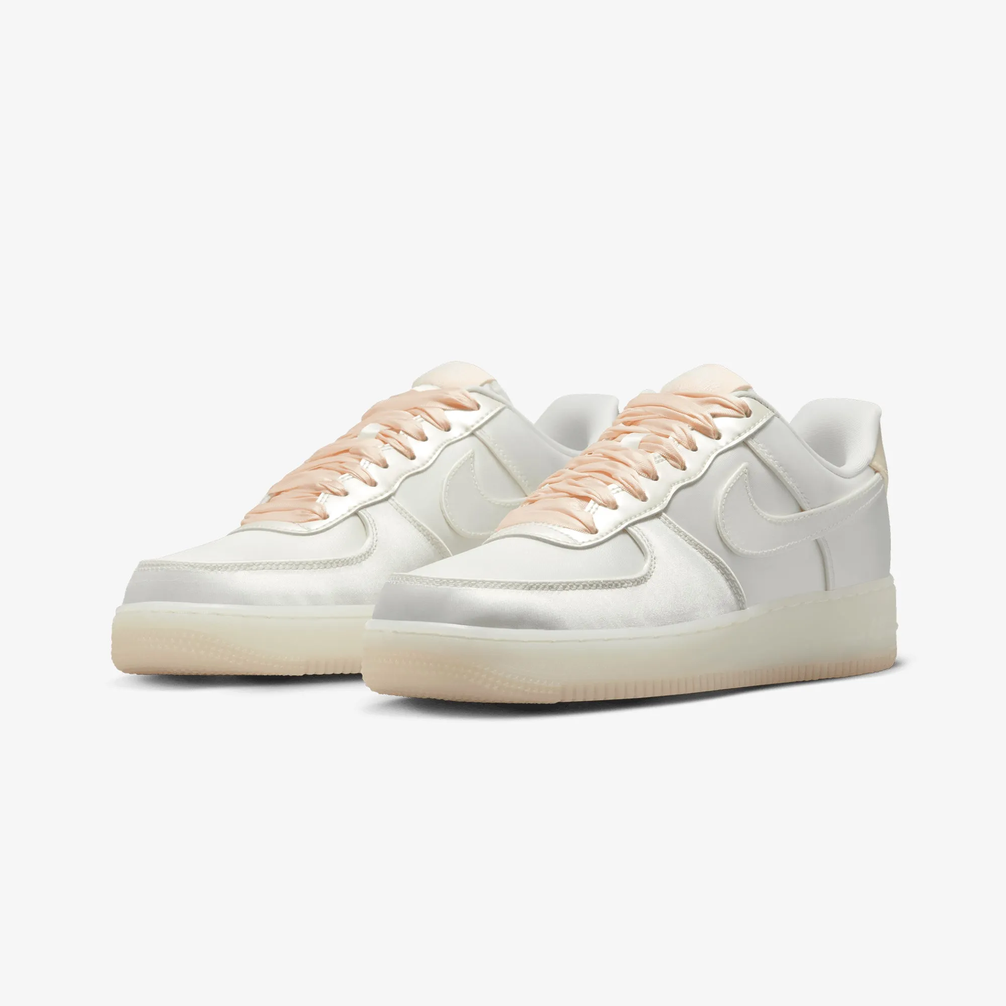 NIKE | AIR FORCE 1 '07 LV8 { SAIL/SAIL-BARELY ORANGE Energy Return Technology